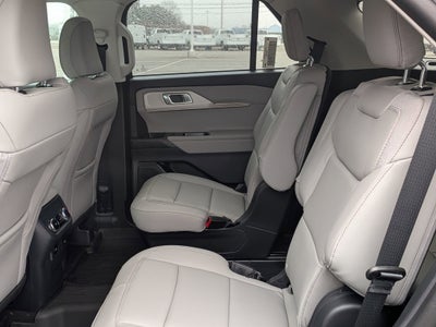 2026 Ford Explorer Active (200A)