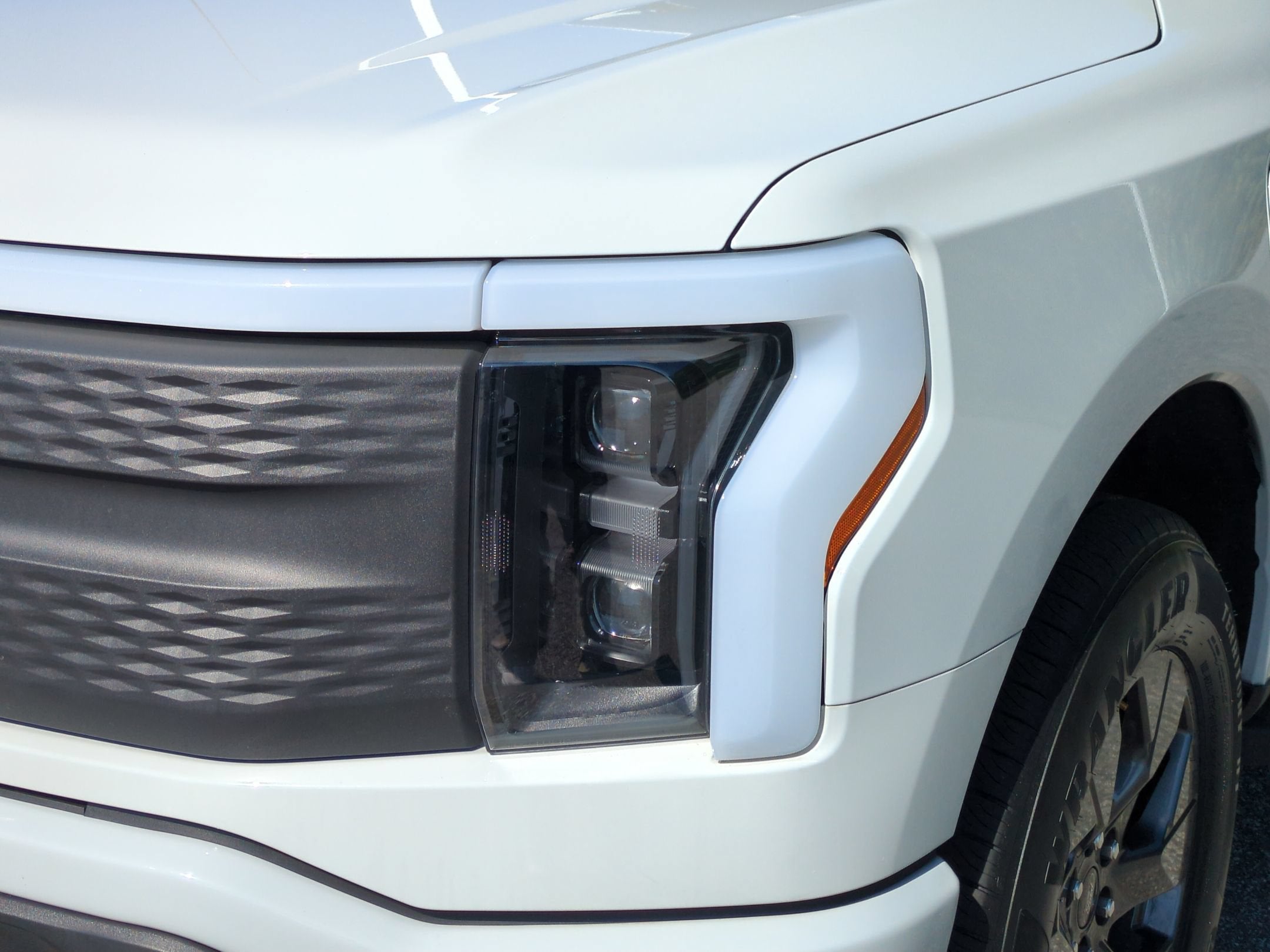 2024 Ford F-150 Lightning Flash
