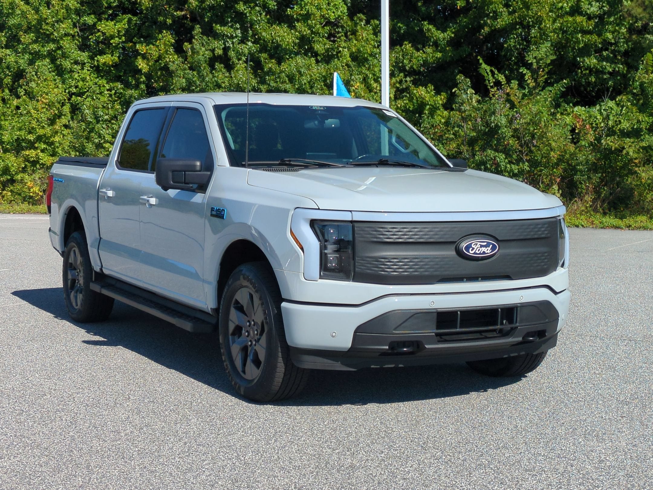 2024 Ford F-150 Lightning Flash