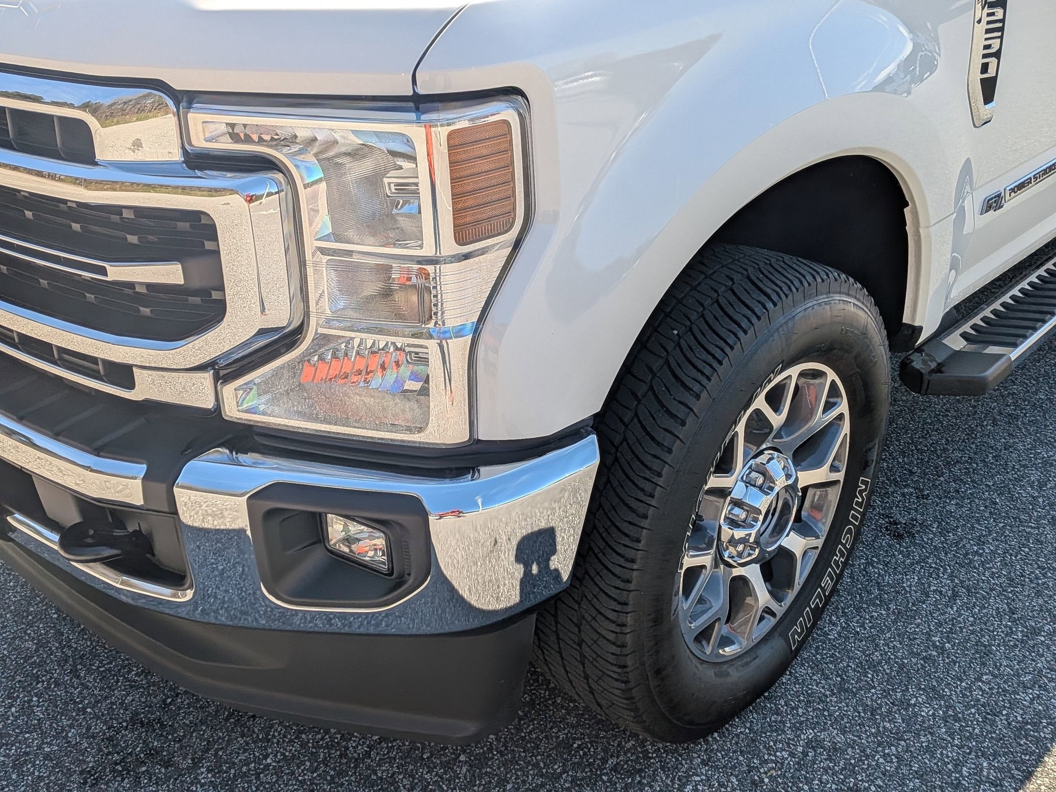 2021 Ford Super Duty F-250 SRW LARIAT