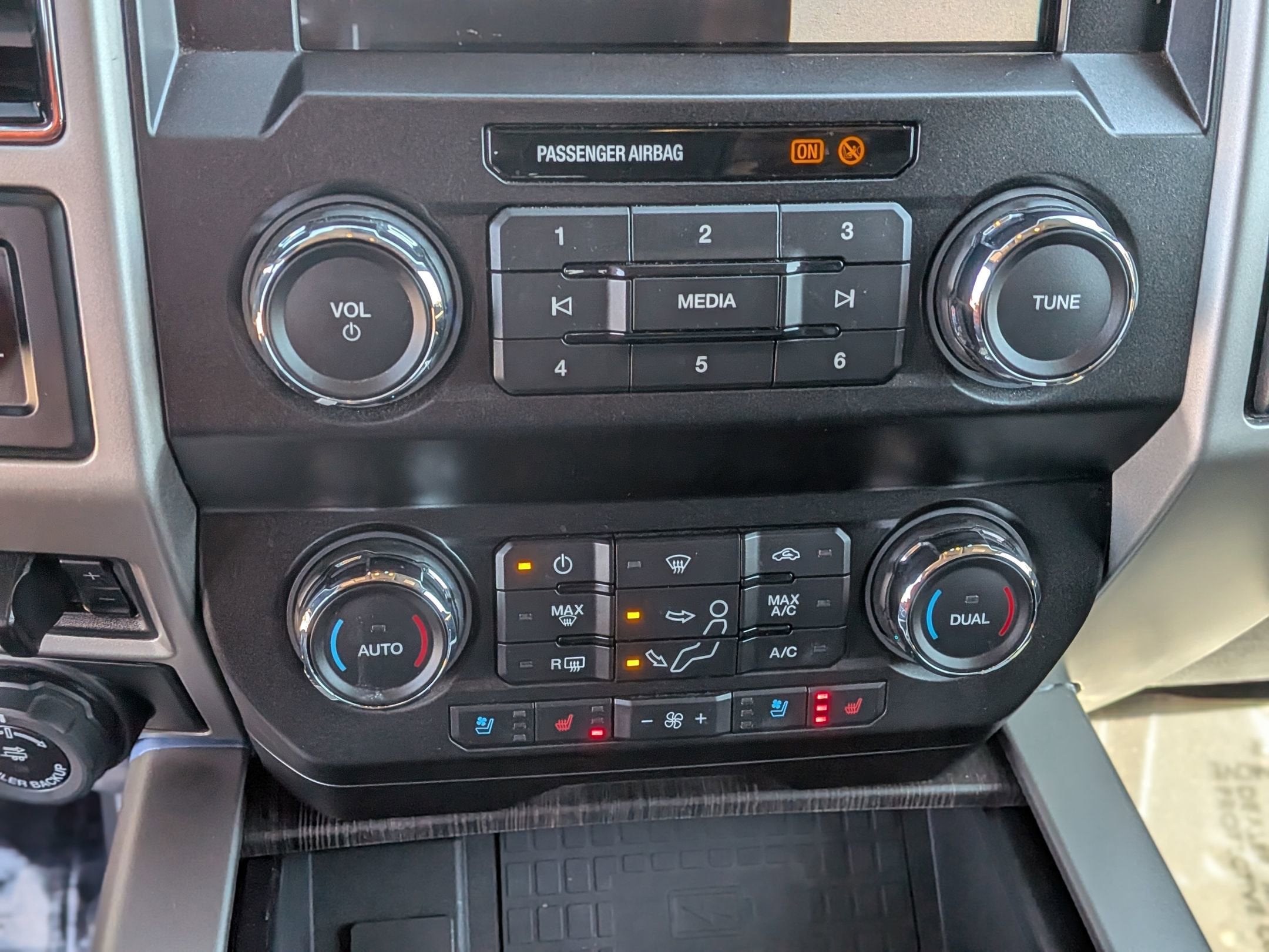 2021 Ford Super Duty F-250 SRW LARIAT