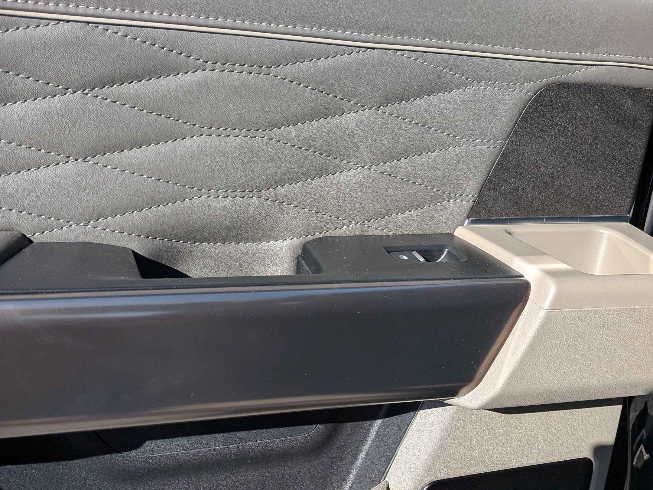 2026 Ford Super Duty F-250 SRW Platinum Tremor