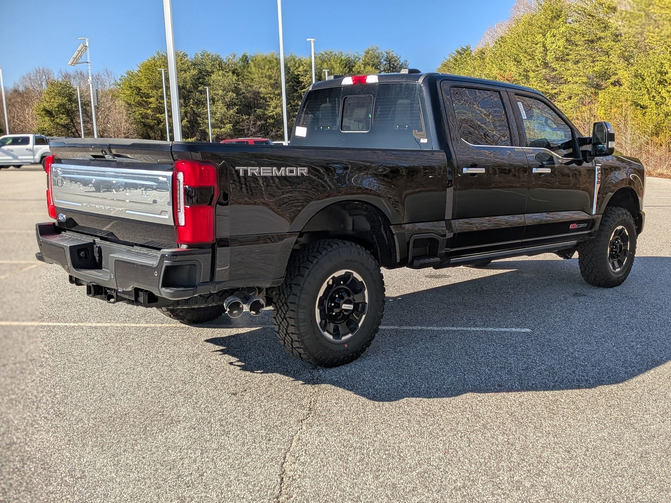 2026 Ford Super Duty F-250 SRW Platinum Tremor