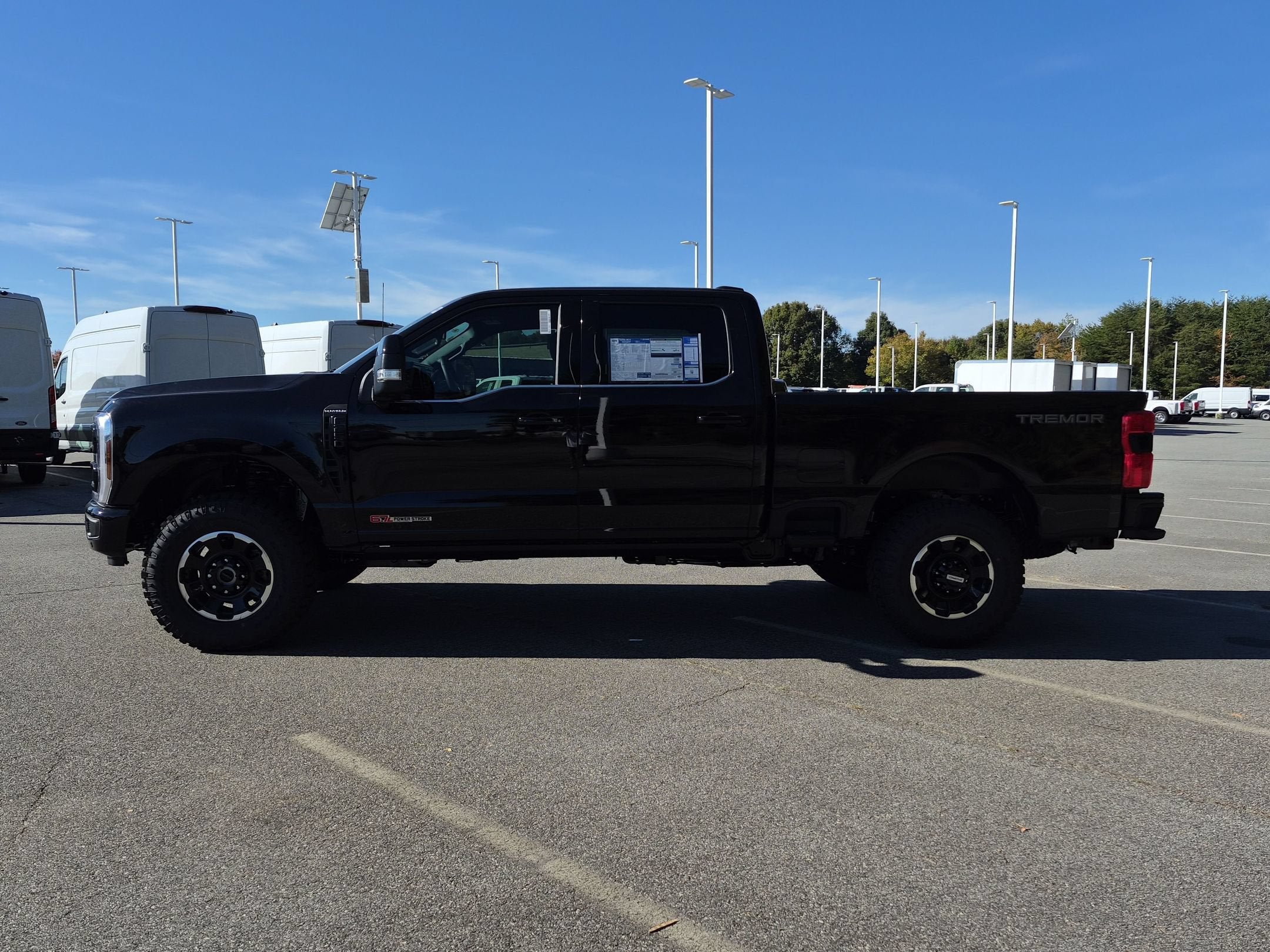 2027 Ford Super Duty F-250 SRW Platinum