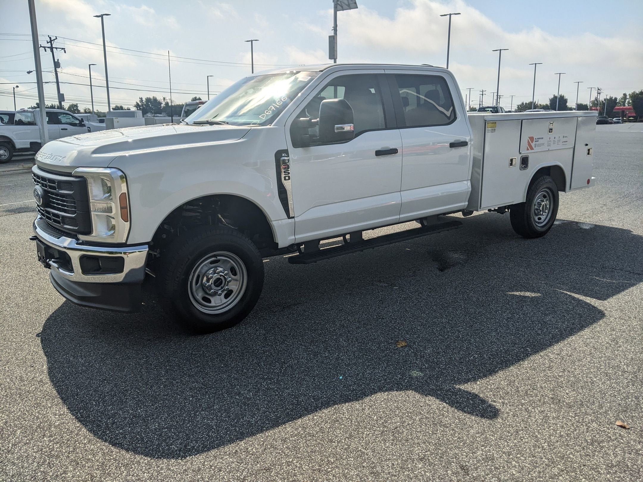 2025 Ford Super Duty F-350 SRW XL