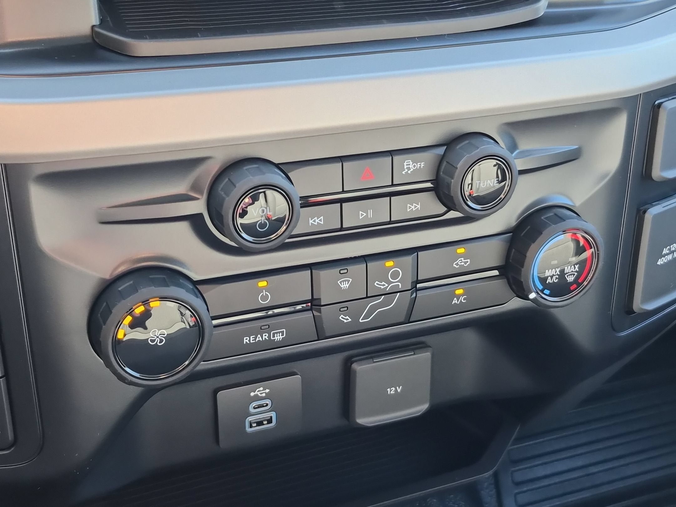 2027 Ford Super Duty F-450 DRW XL