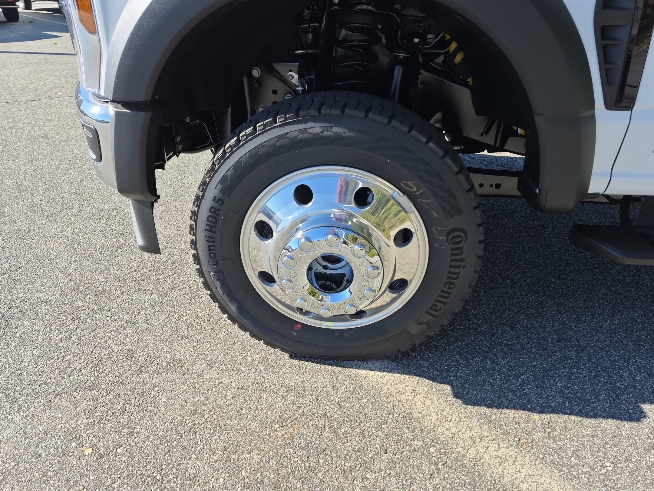 2027 Ford Super Duty F-450 DRW XL