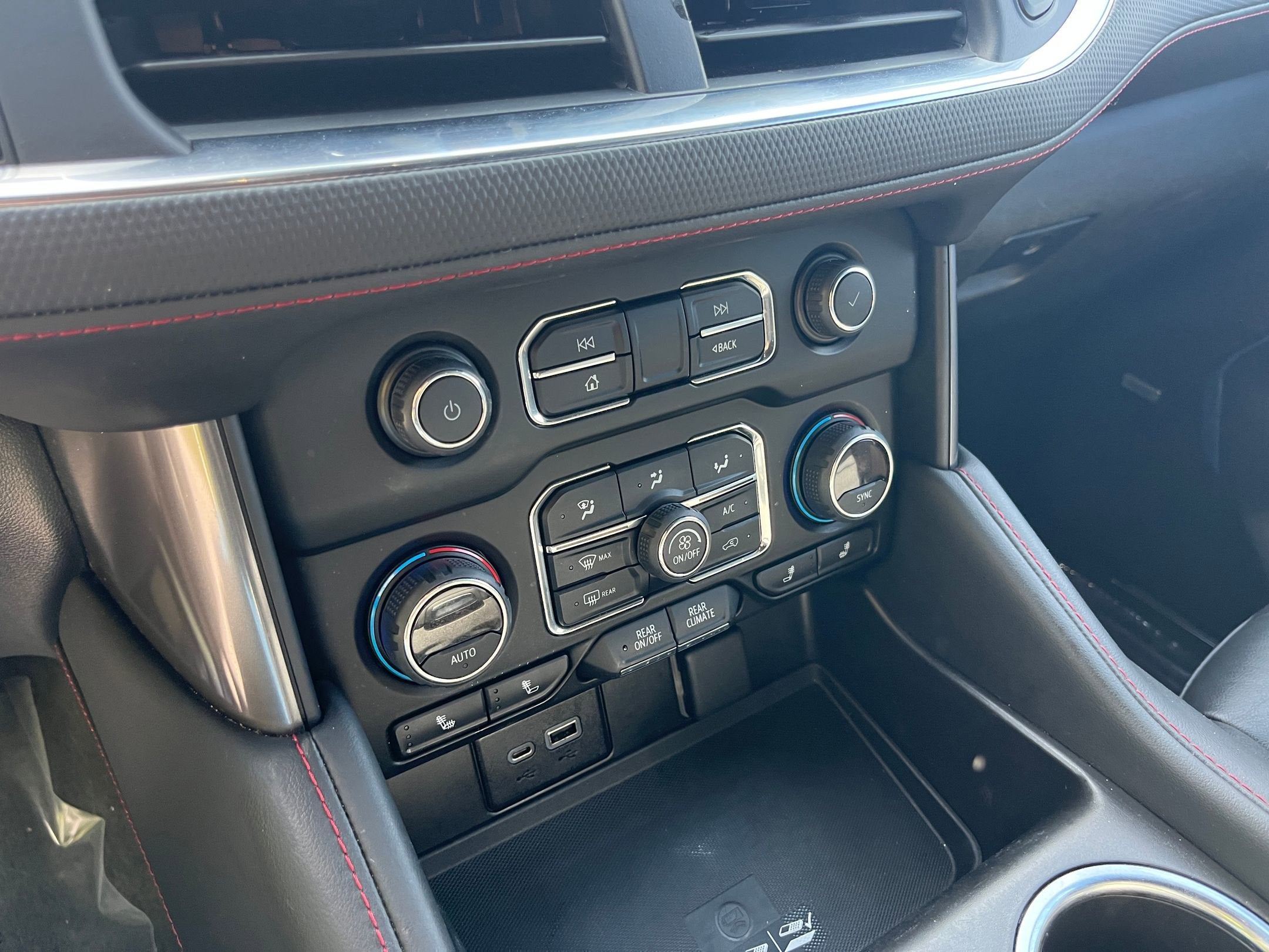 2022 Chevrolet Tahoe RST