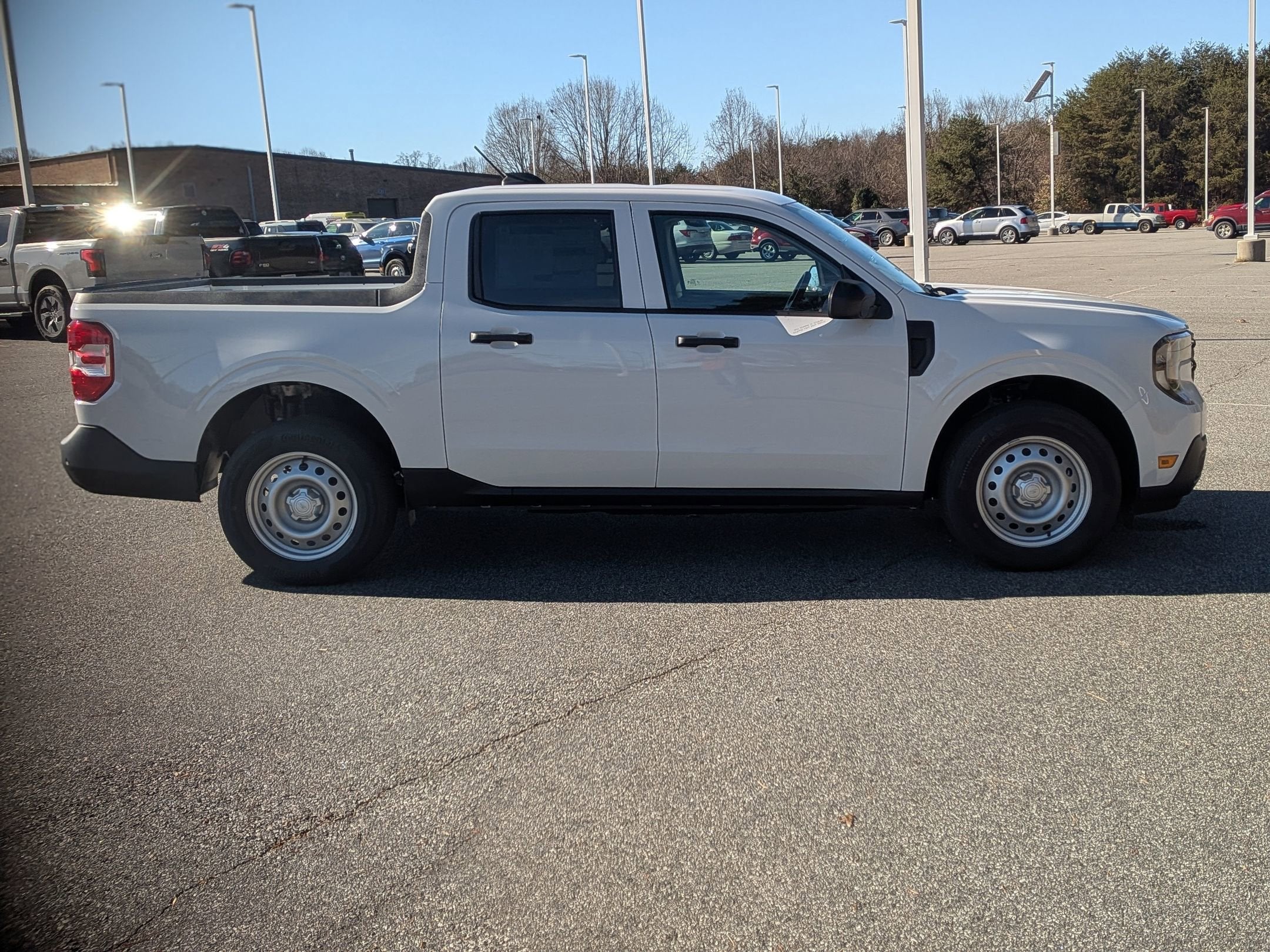 2025 Ford Maverick XL