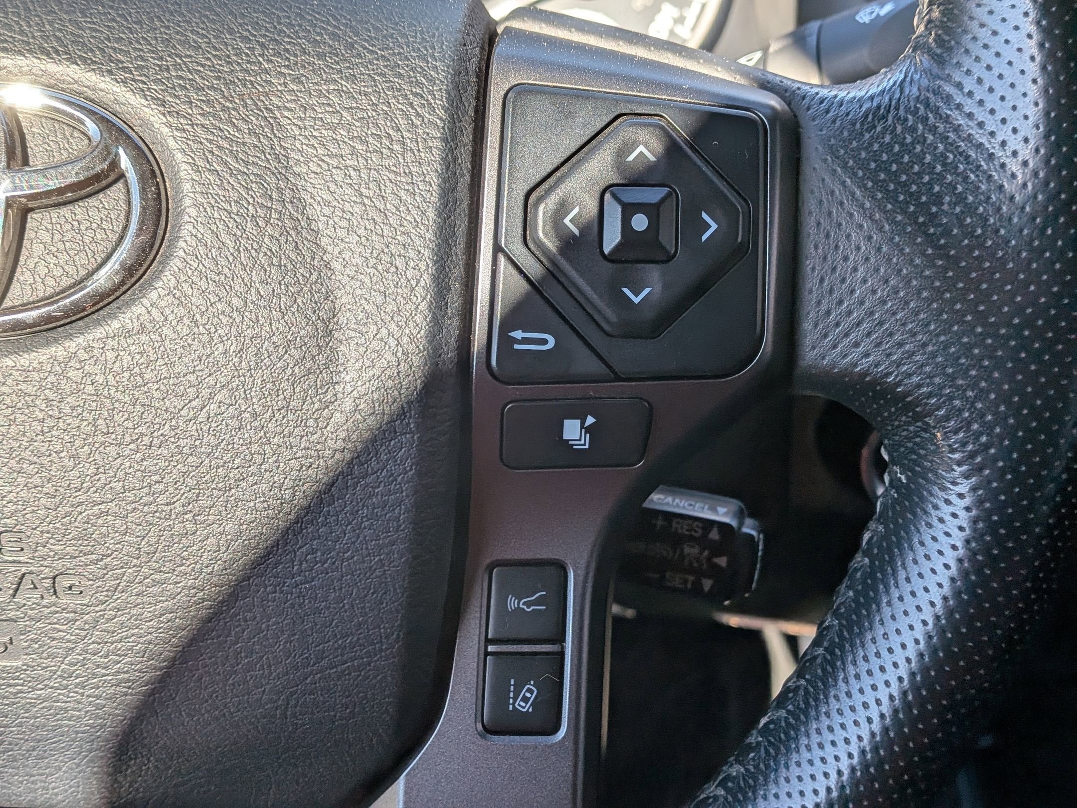 2018 Toyota Tacoma TRD Sport