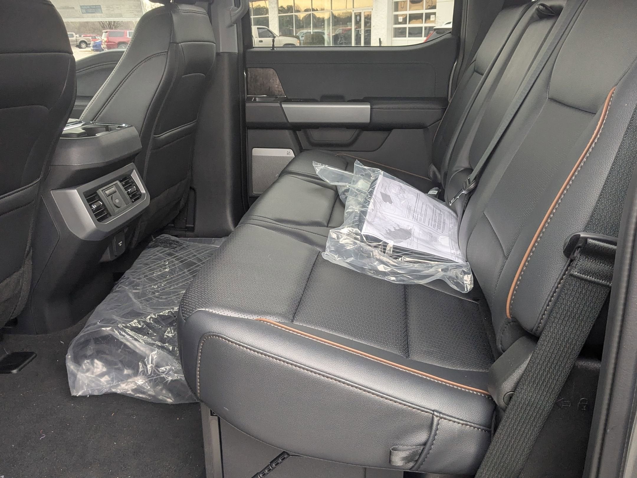 2025 Ford Super Duty F-350 SRW LARIAT