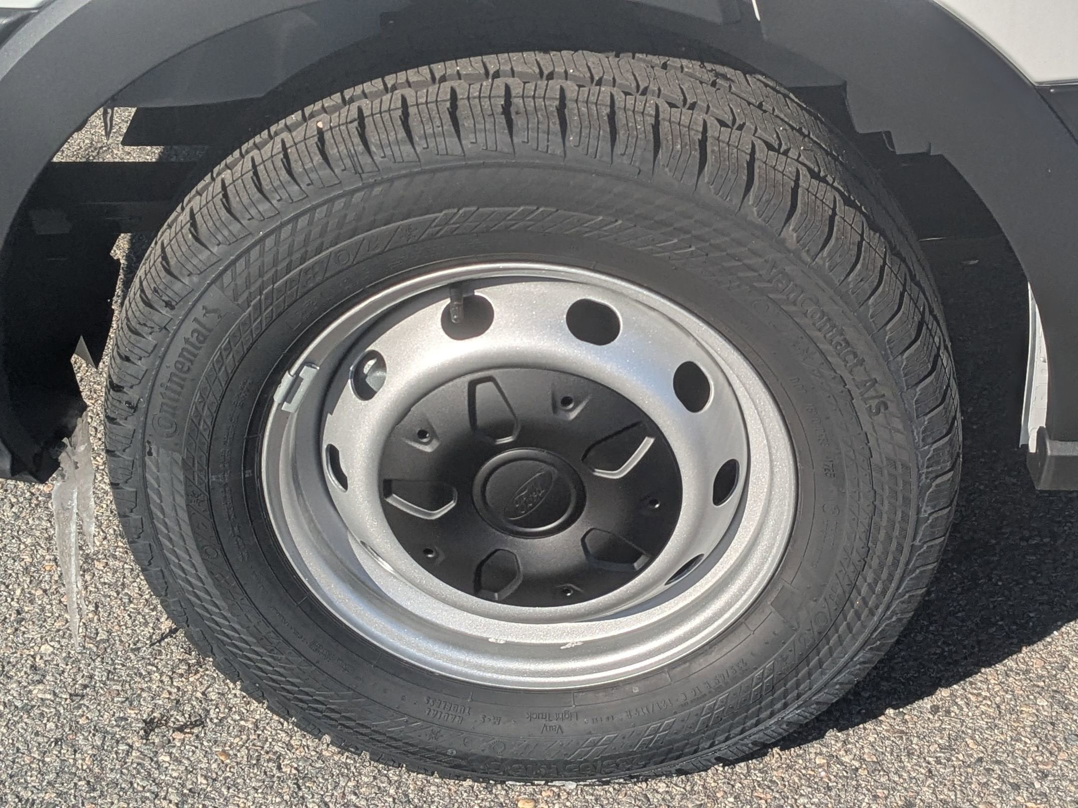 2025 Ford Transit Cargo Van Base