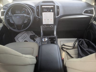 2022 Ford Edge SE