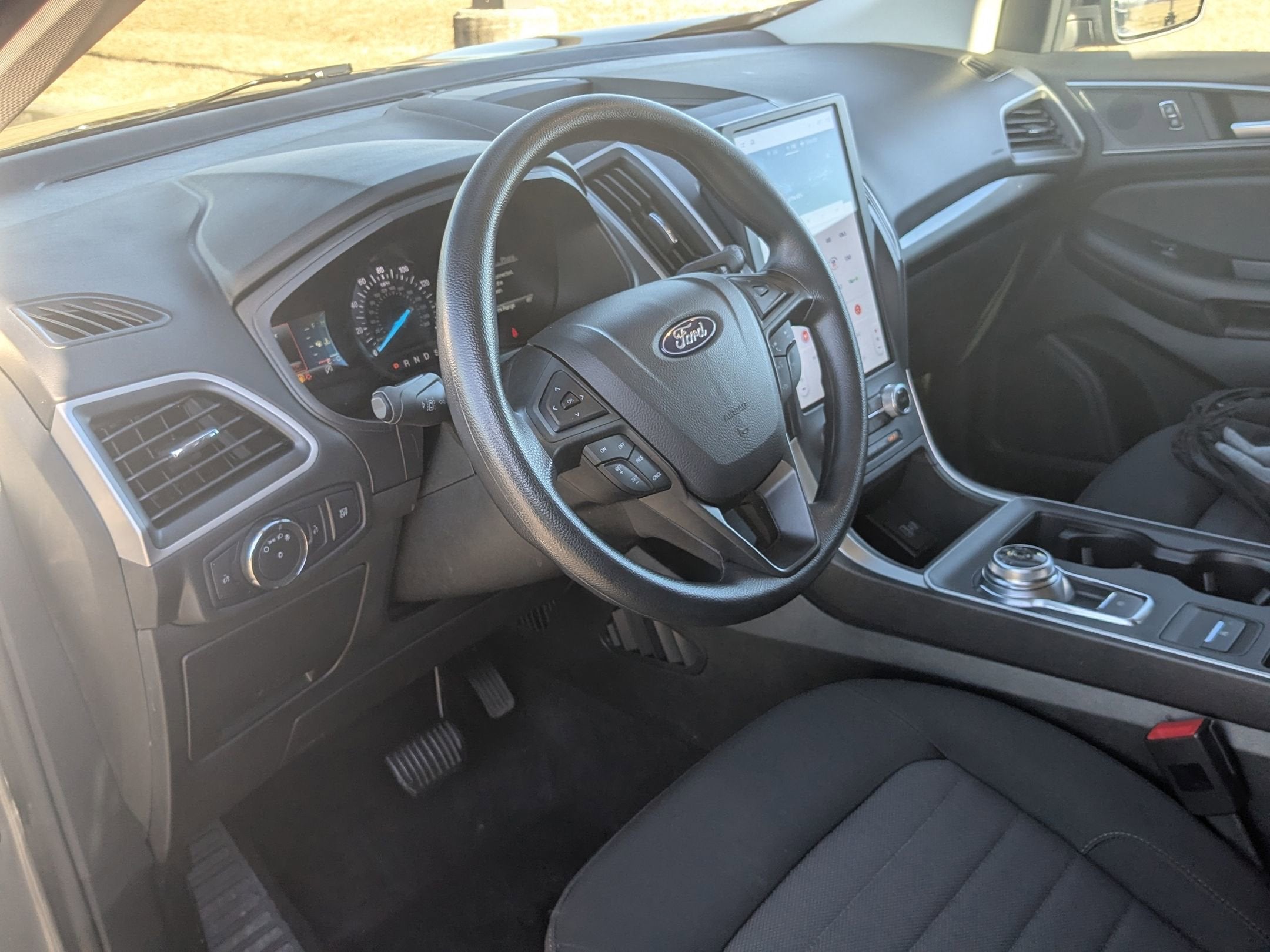 2022 Ford Edge SE
