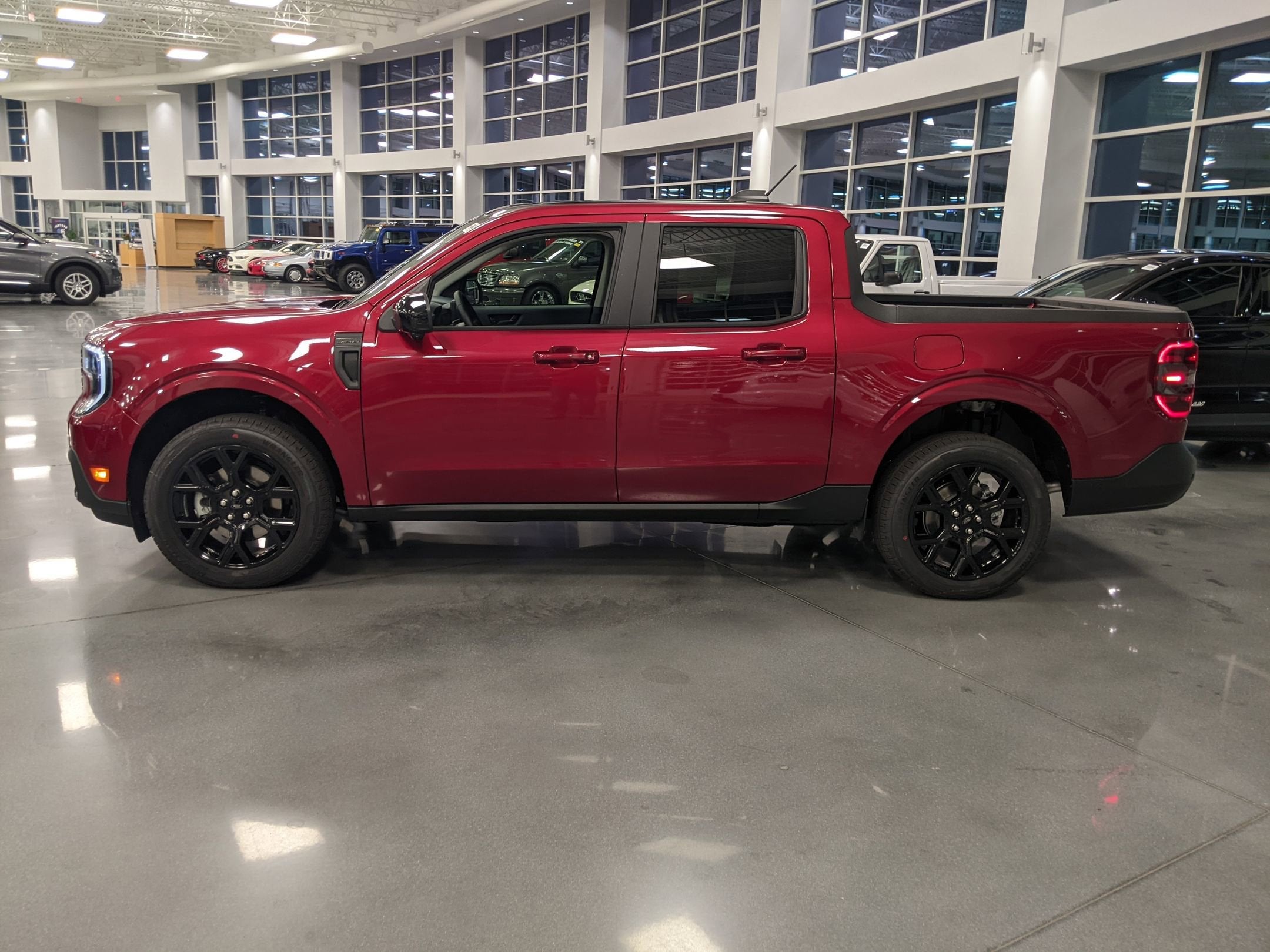 2025 Ford Maverick LARIAT