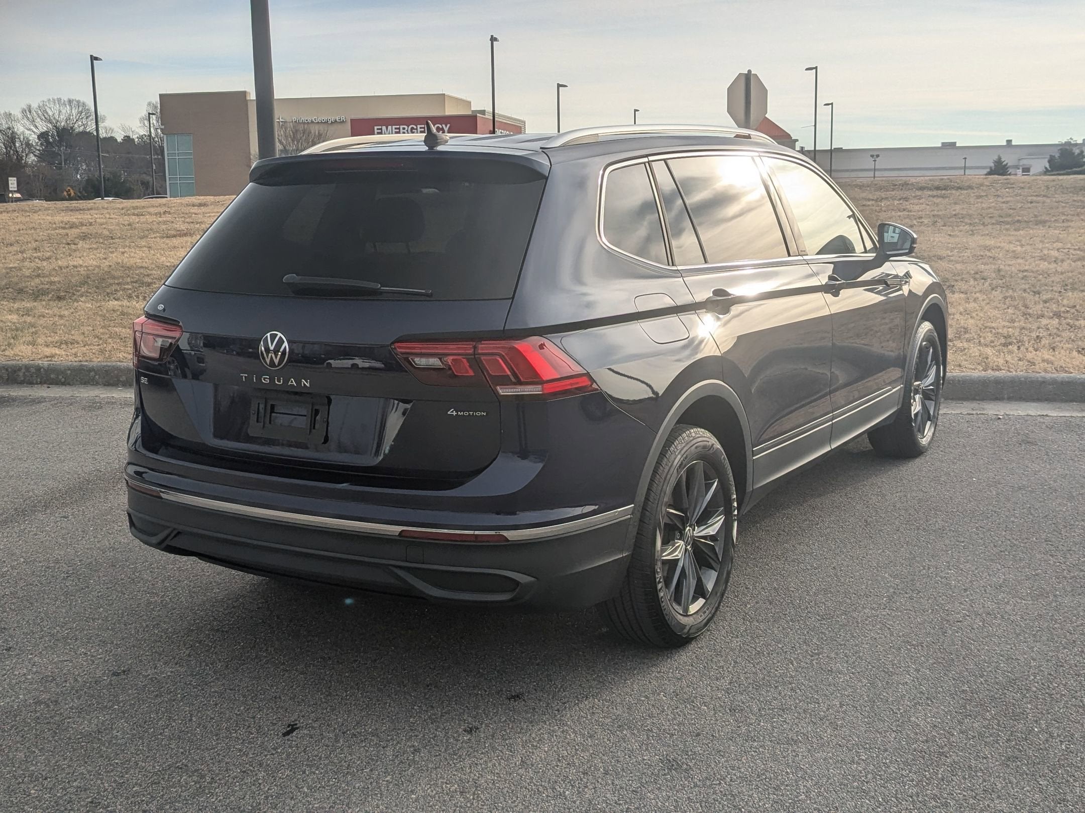 2022 Volkswagen Tiguan SE