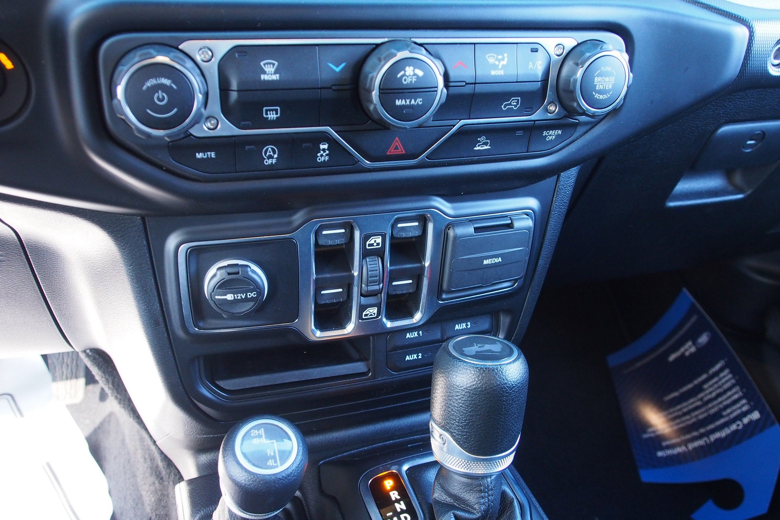 2023 Jeep Wrangler Willys