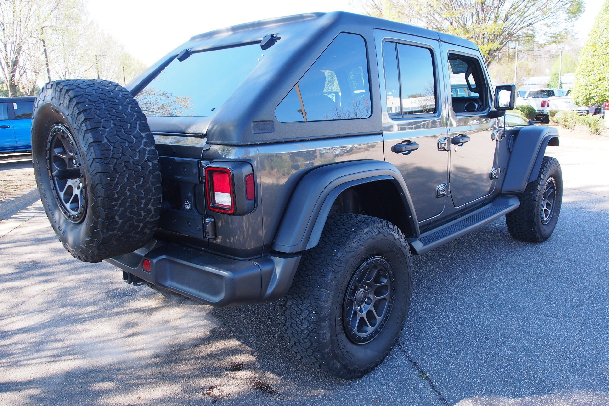 2023 Jeep Wrangler Willys