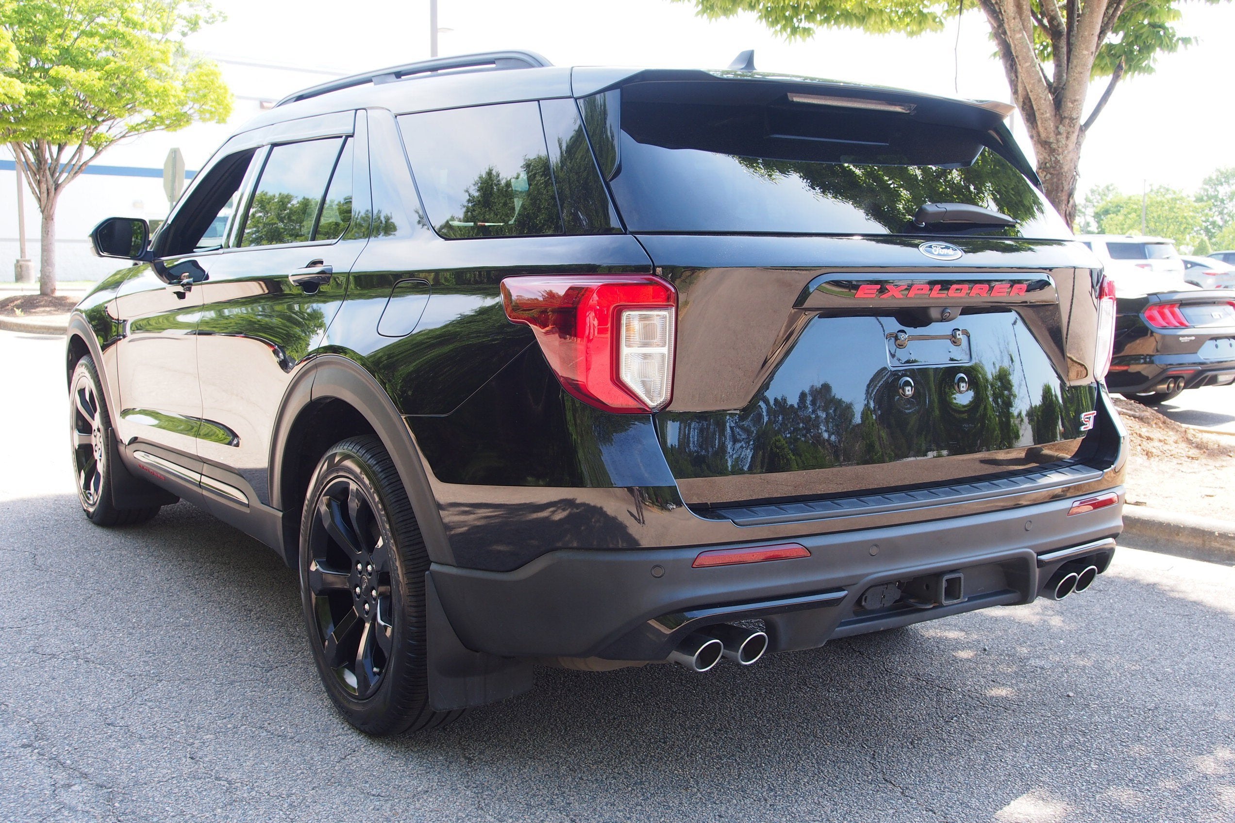 2022 Ford Explorer ST