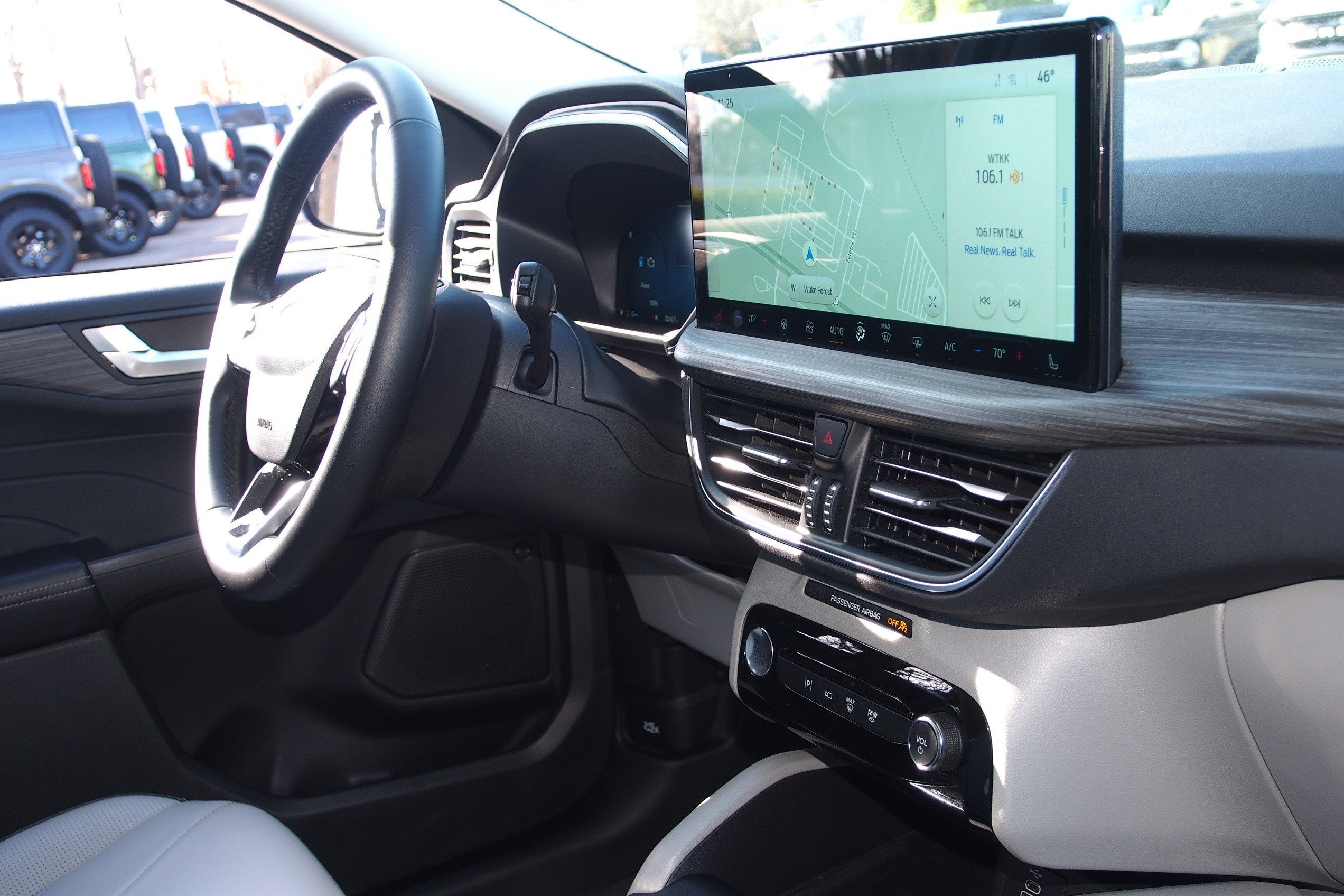 2025 Ford Escape Platinum