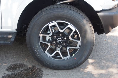 2026 Ford Bronco Outer Banks - Crossroads Courtesy Demo