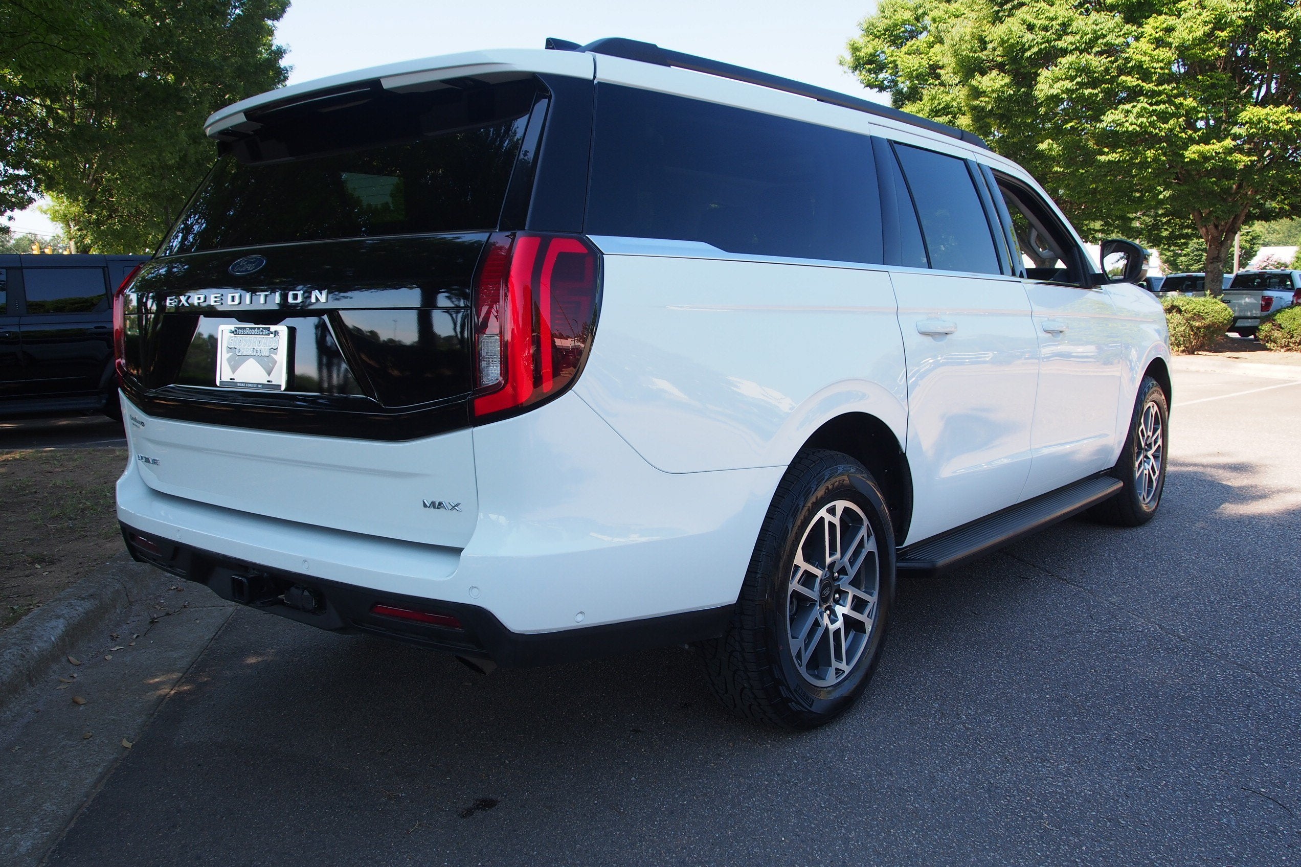 2025 Ford Expedition Max Active