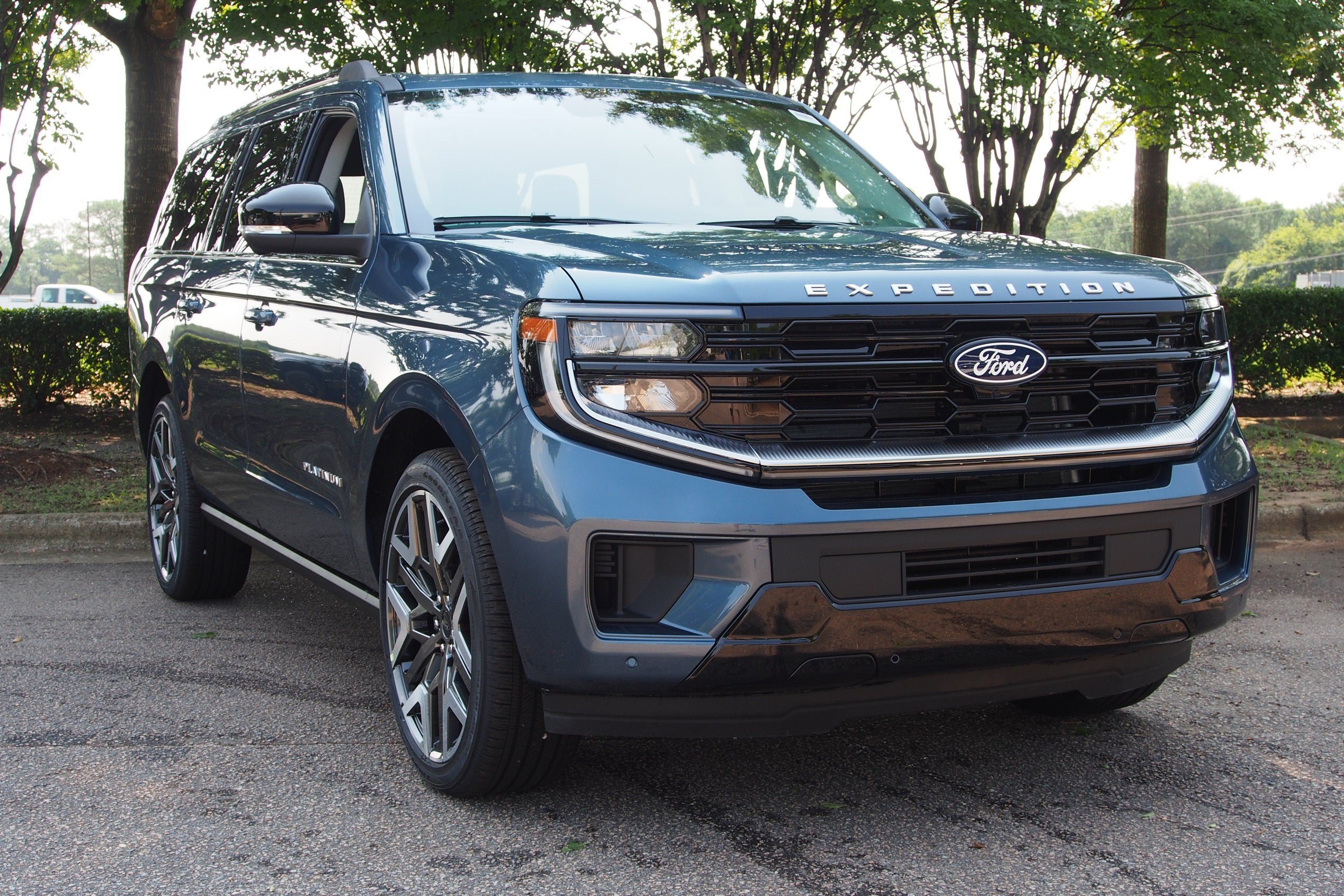 2027 Ford Expedition Max Platinum
