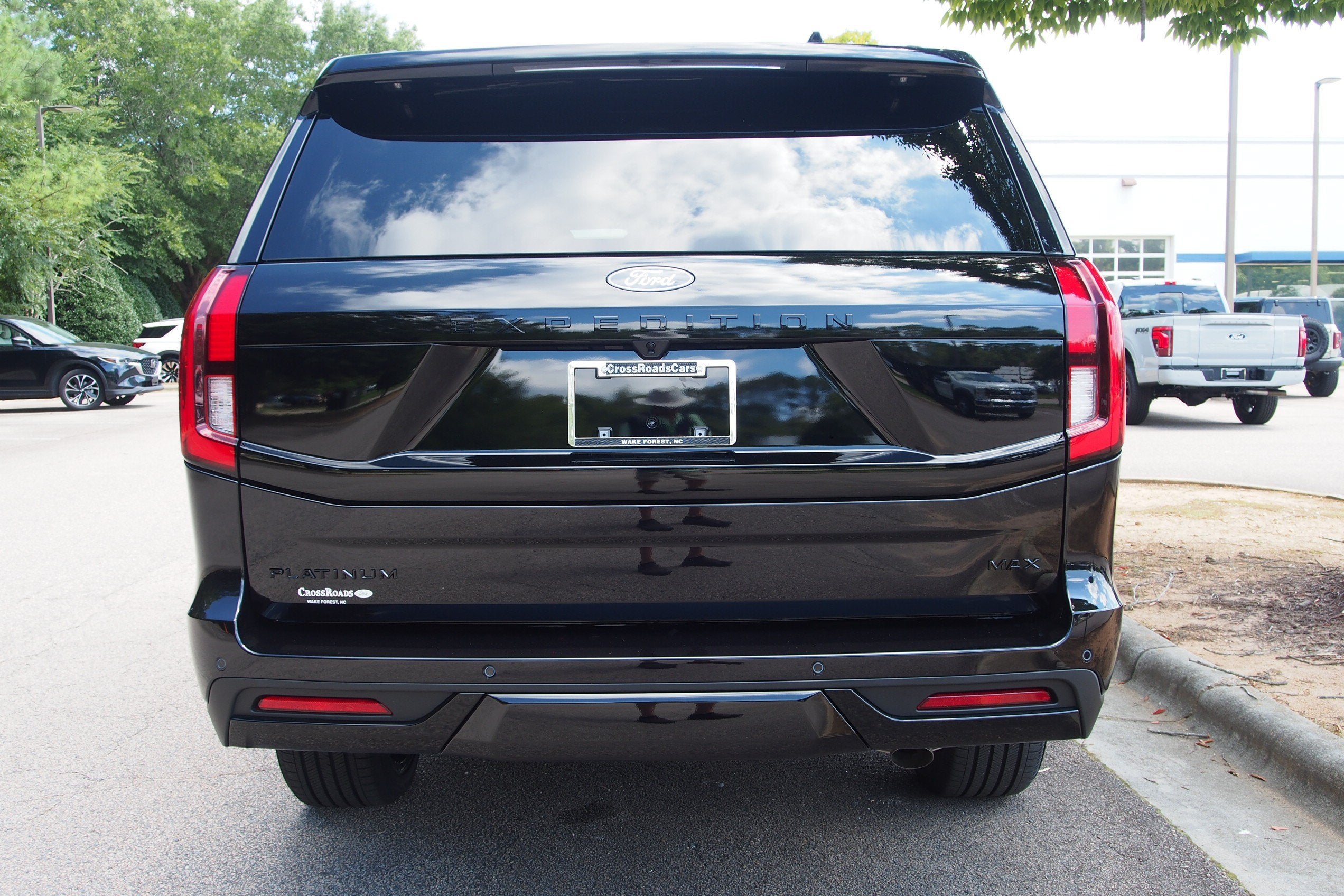 2027 Ford Expedition Max Platinum