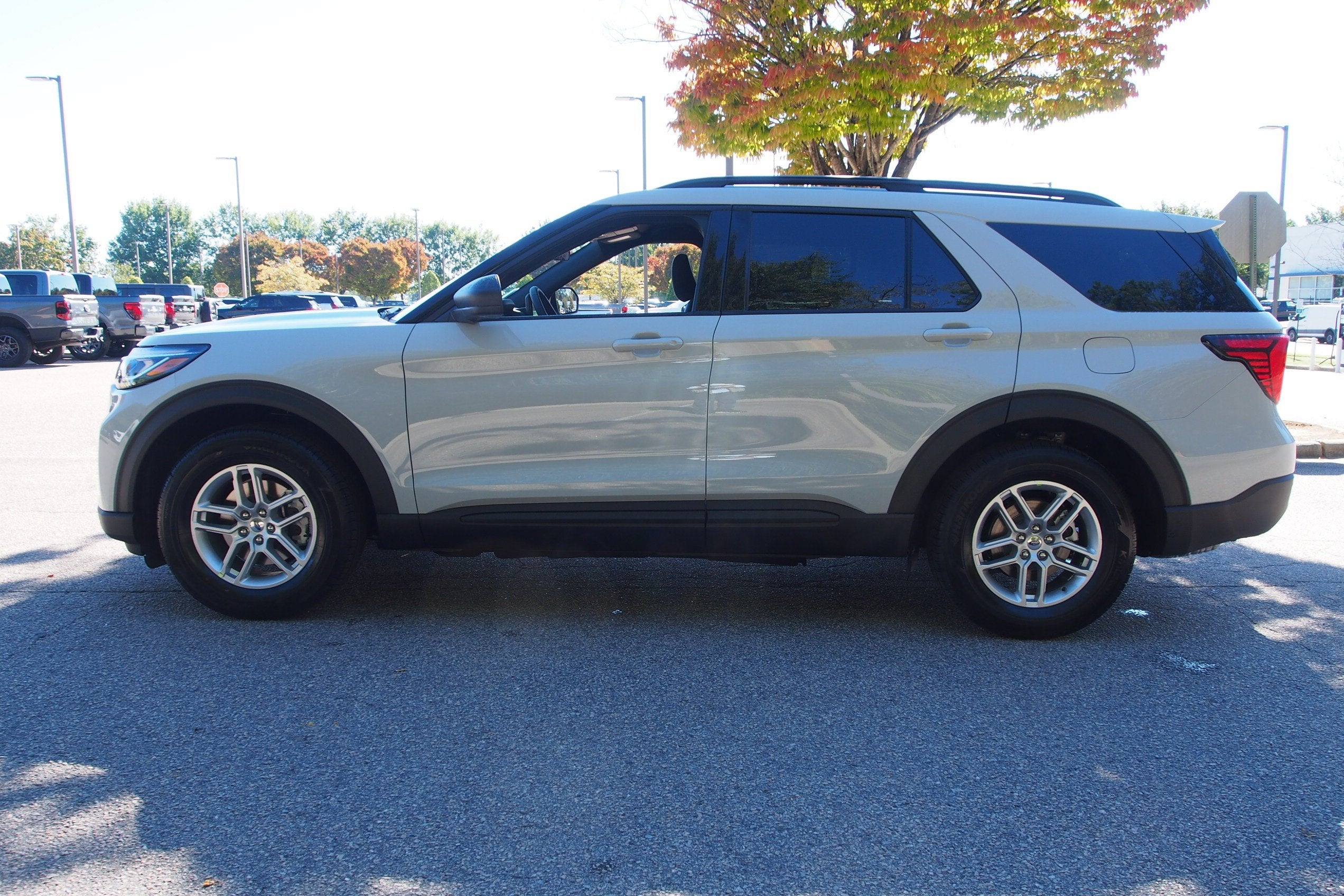 2027 Ford Explorer Active