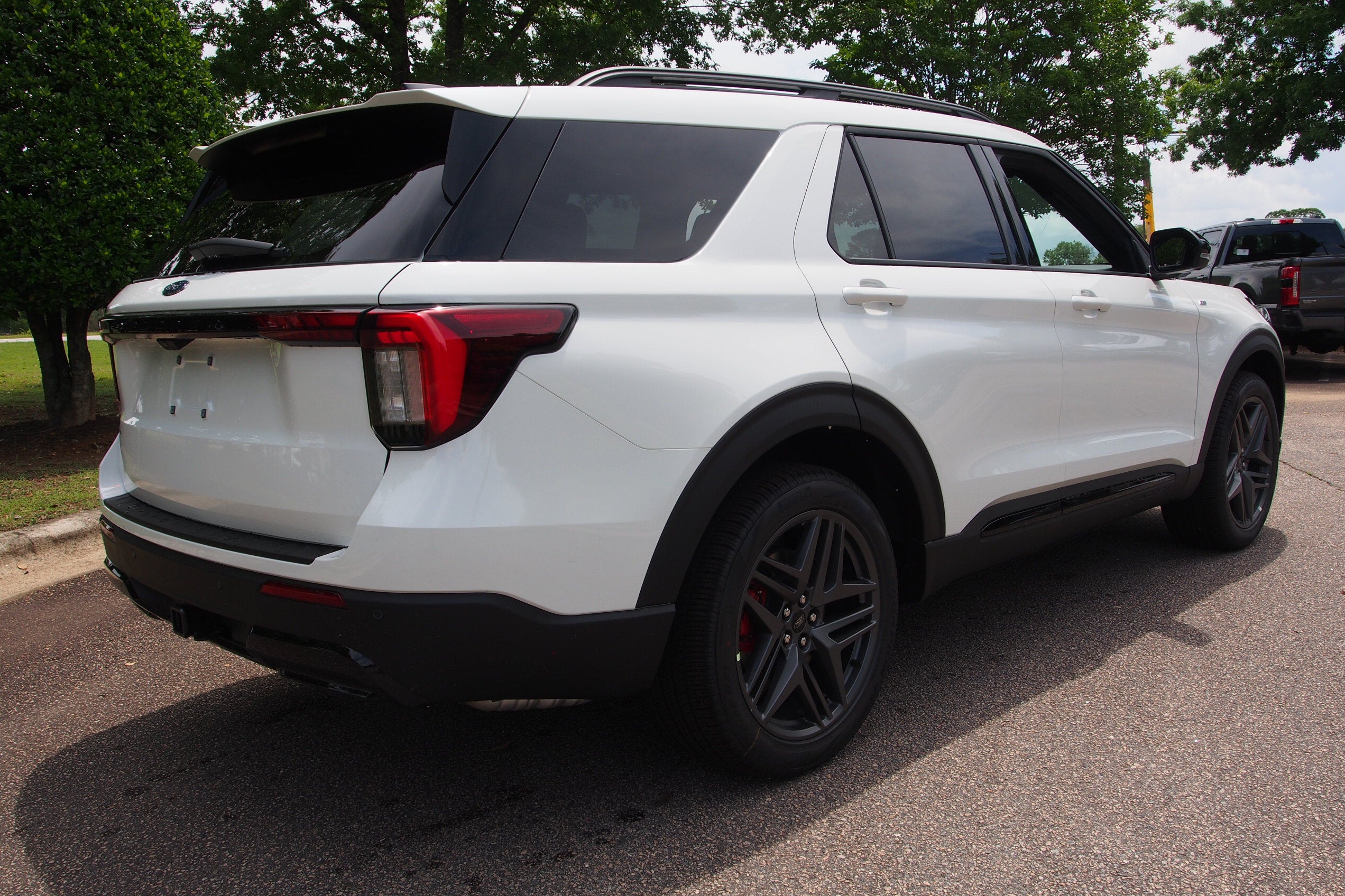 2026 Ford Explorer ST-Line - Crossroads Courtesy Demo