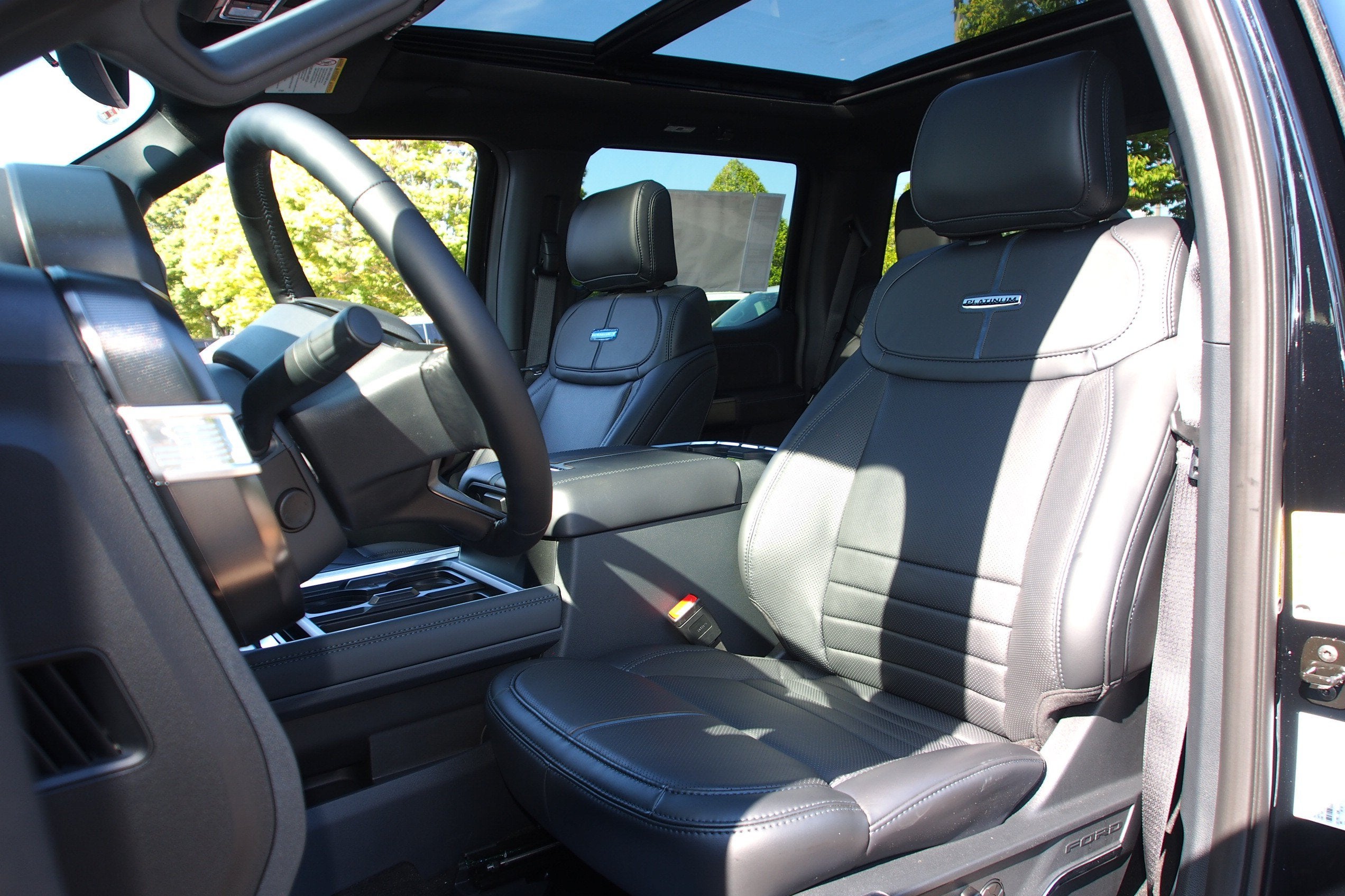2026 Ford Super Duty F-250 SRW Platinum