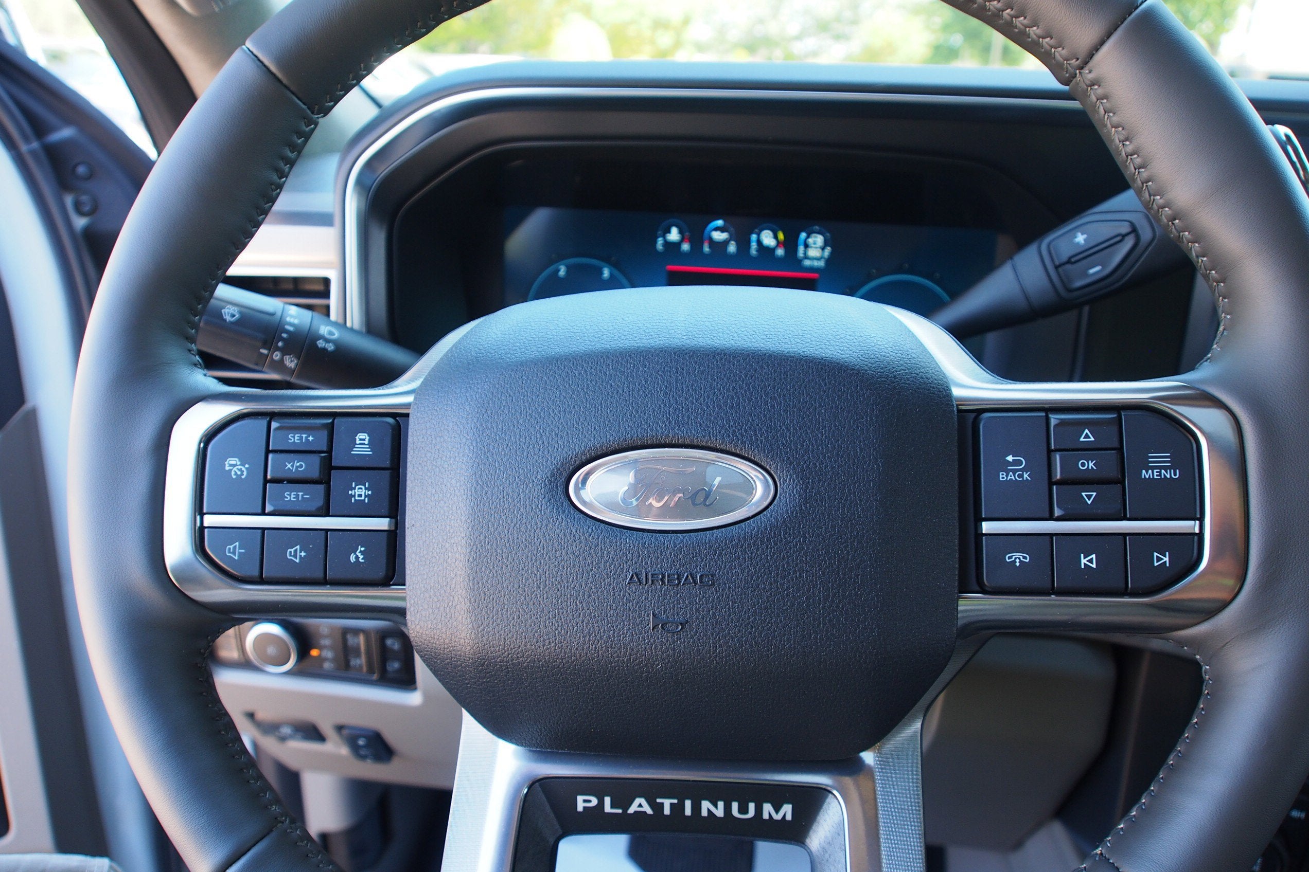 2026 Ford Super Duty F-350 DRW Platinum