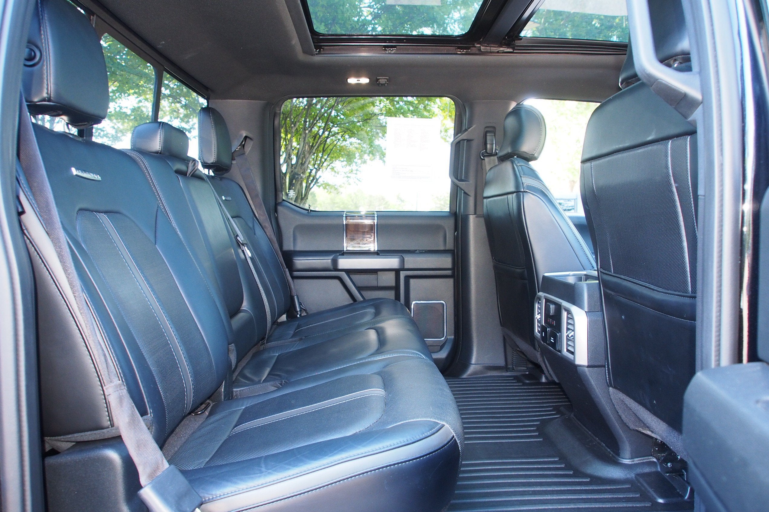 2017 Ford F-150 Platinum