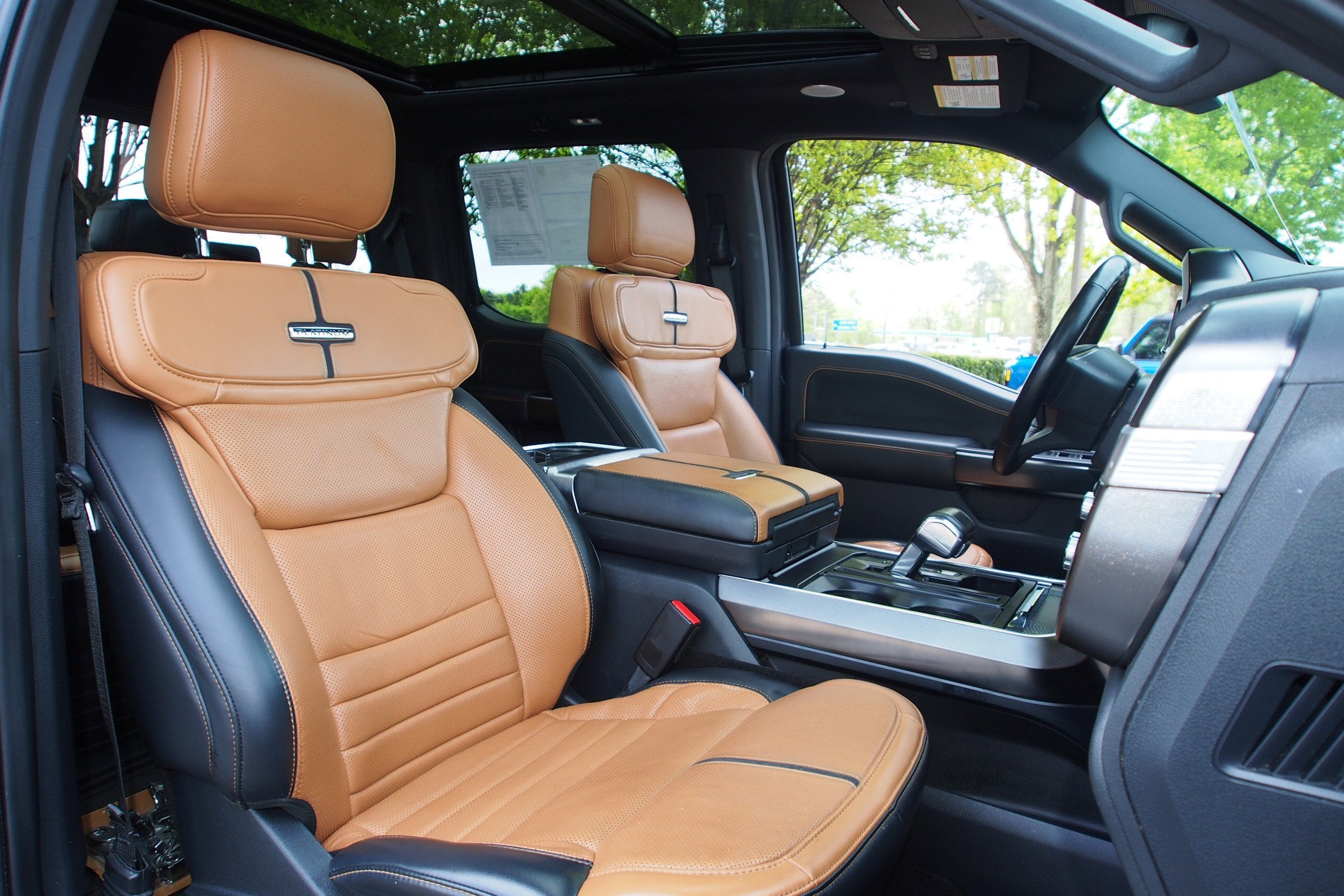 2022 Ford F-150 Platinum