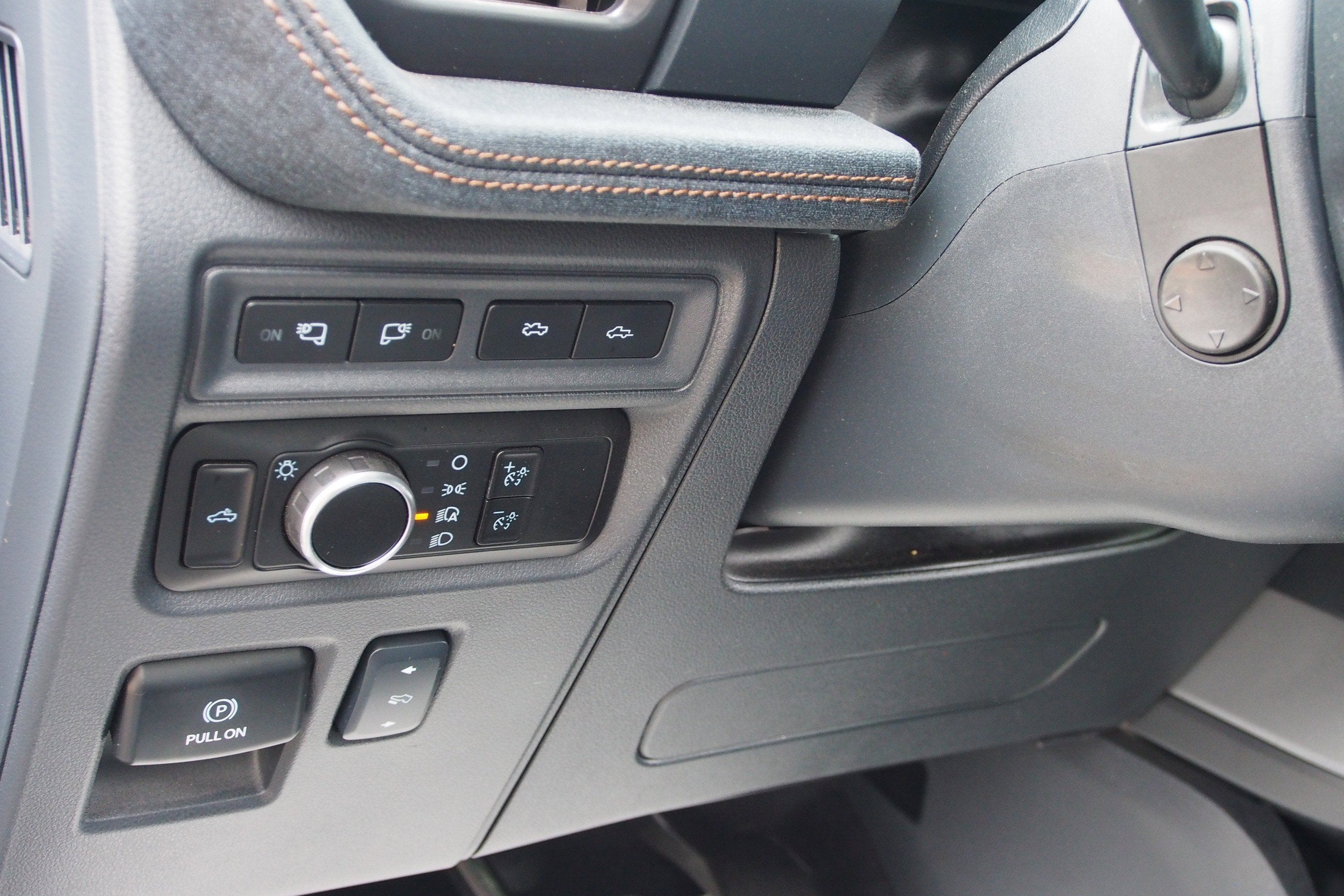 2023 Ford F-150 Lightning LARIAT