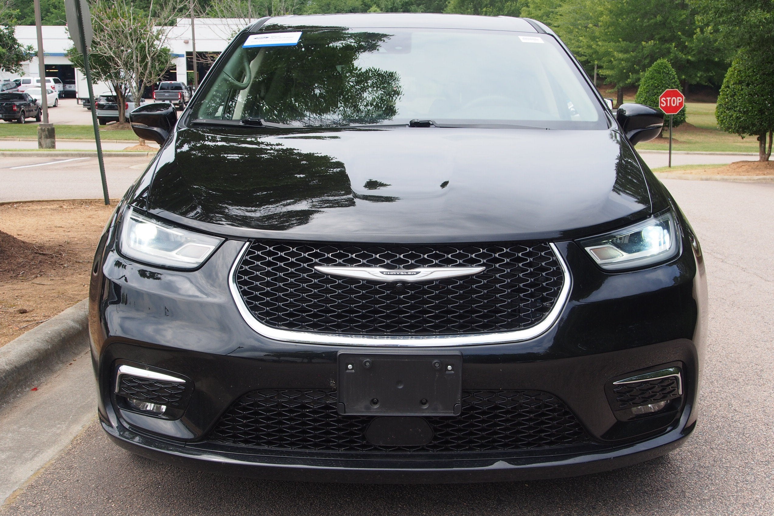 2024 Chrysler Pacifica Touring L