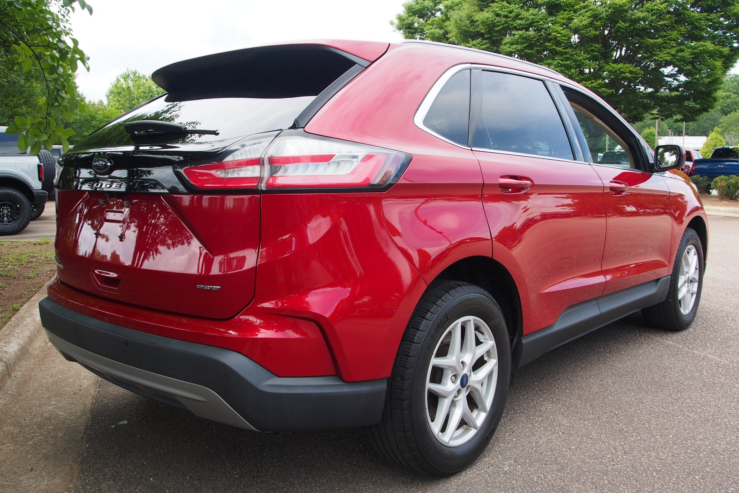 2022 Ford Edge SEL