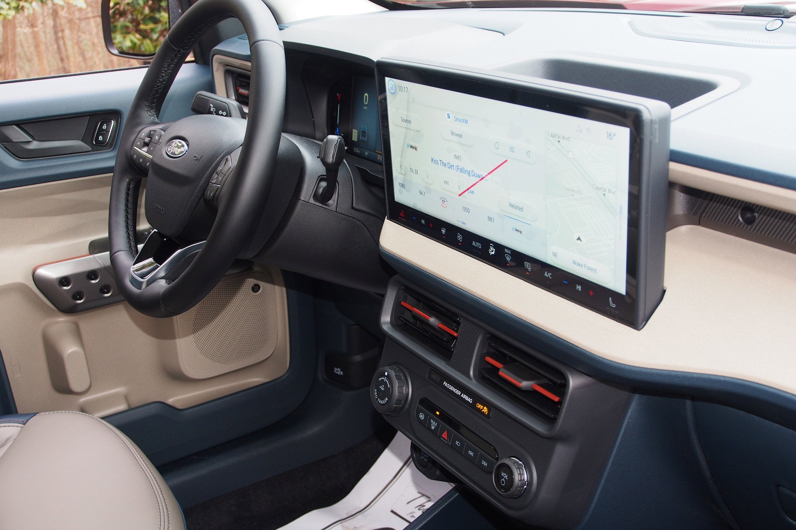 2026 Ford Maverick LARIAT