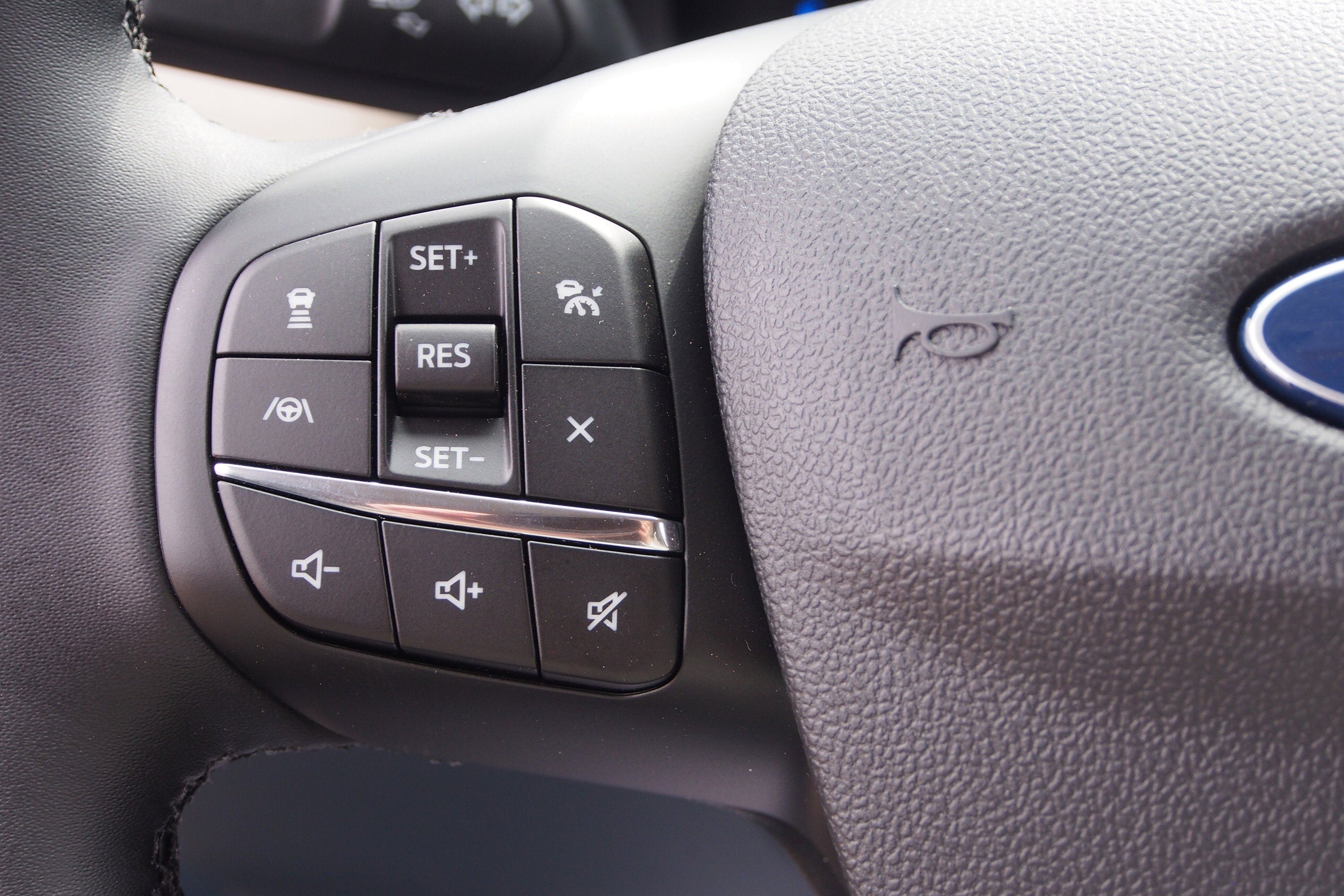 2026 Ford Maverick LARIAT - Crossroads Courtesy Demo