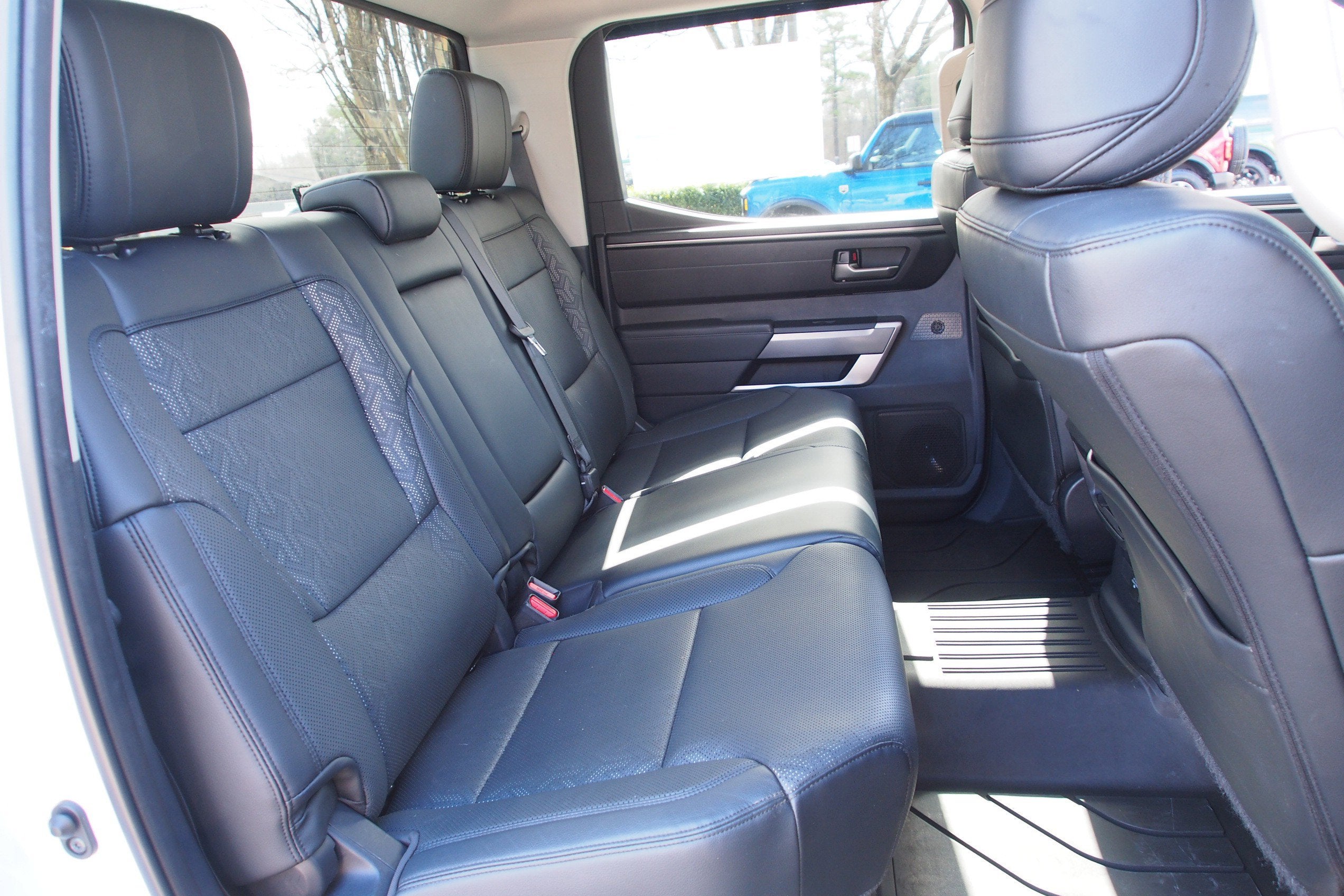 2022 Toyota Tundra 4WD SR5