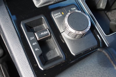 2022 Toyota Tundra 4WD SR5