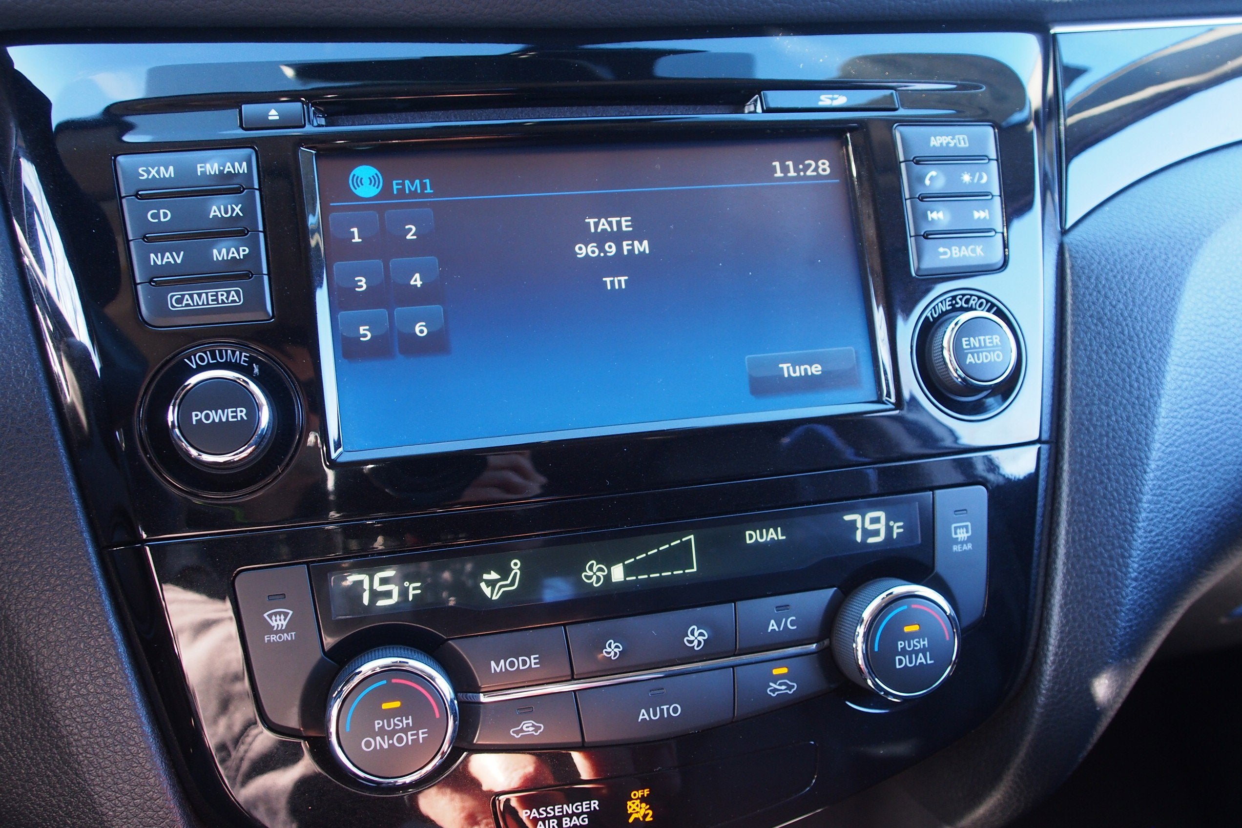 2017 Nissan Rogue Sport SL