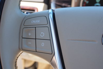 2015 Volvo XC70 3.2L Premier