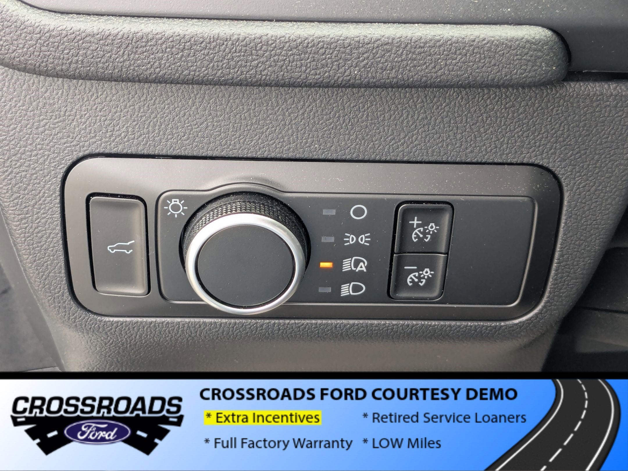 2025 Ford Escape ST-Line - Crossroads Courtesy Demo