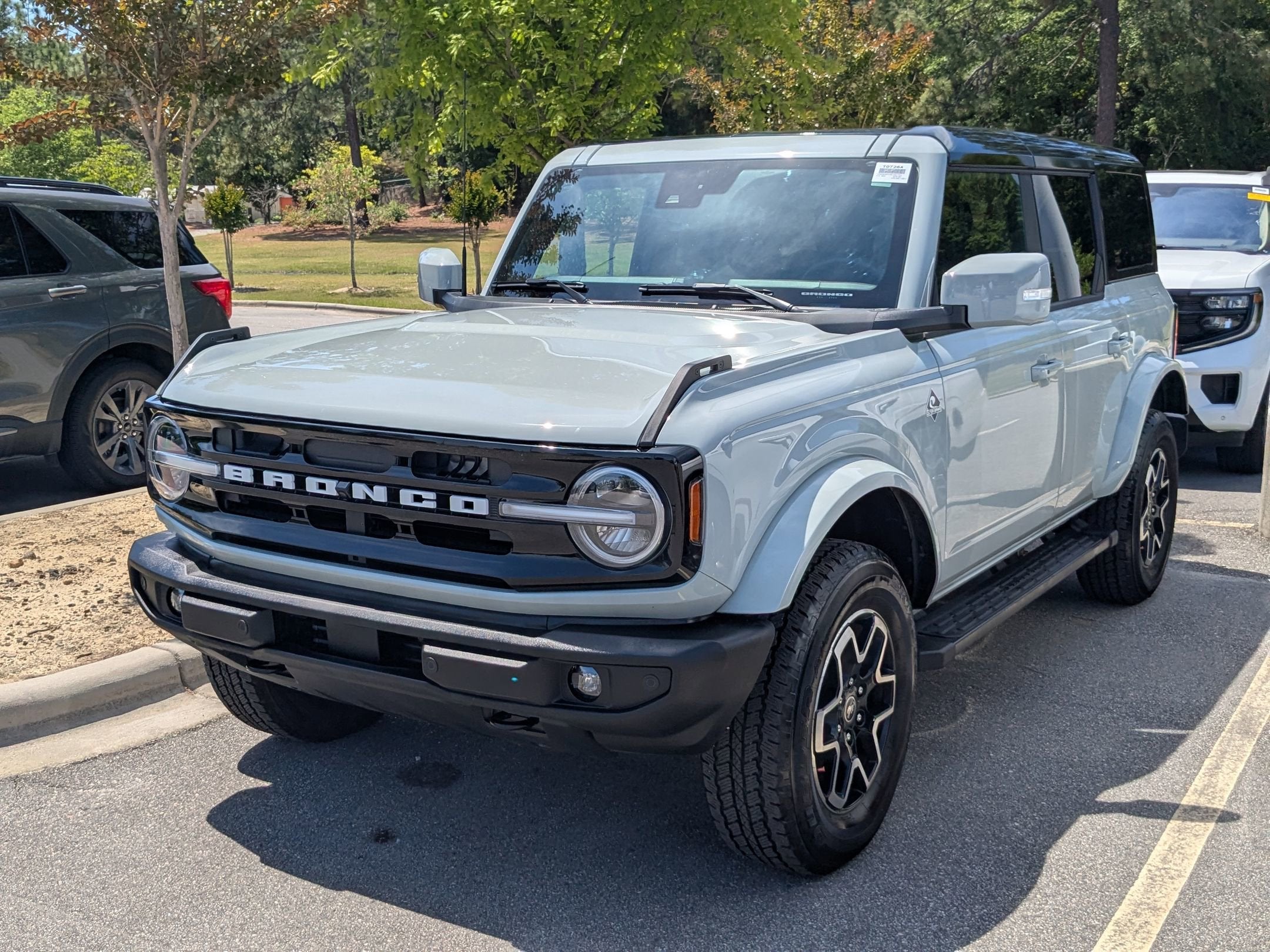 2024 Ford Bronco Outer Banks