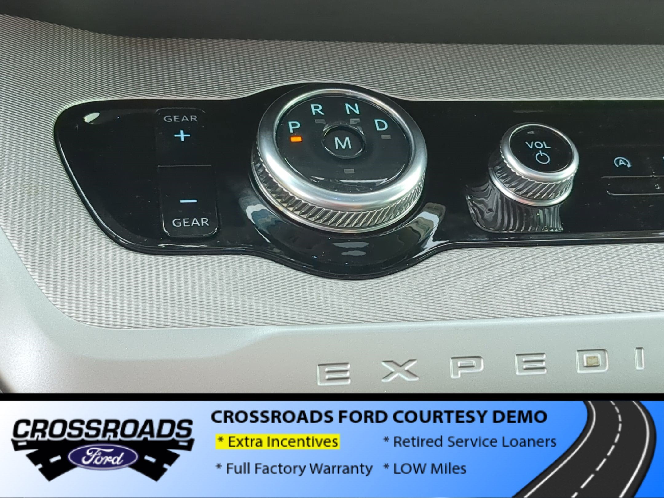 2026 Ford Expedition Max Active - Crossroads Courtesy Demo
