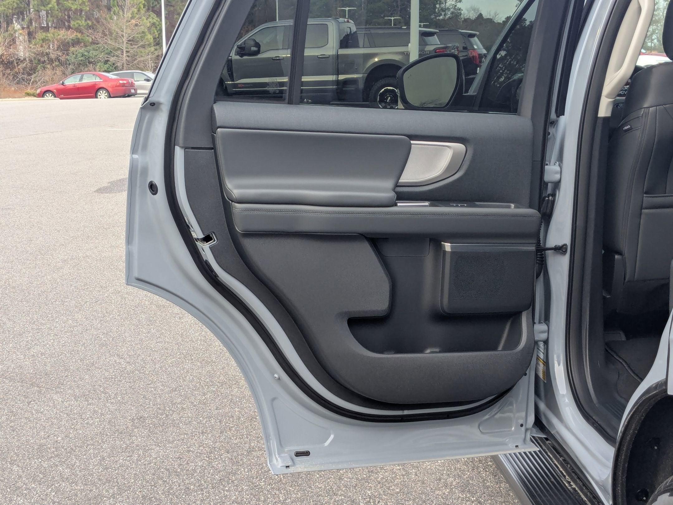 2026 Ford Expedition Active