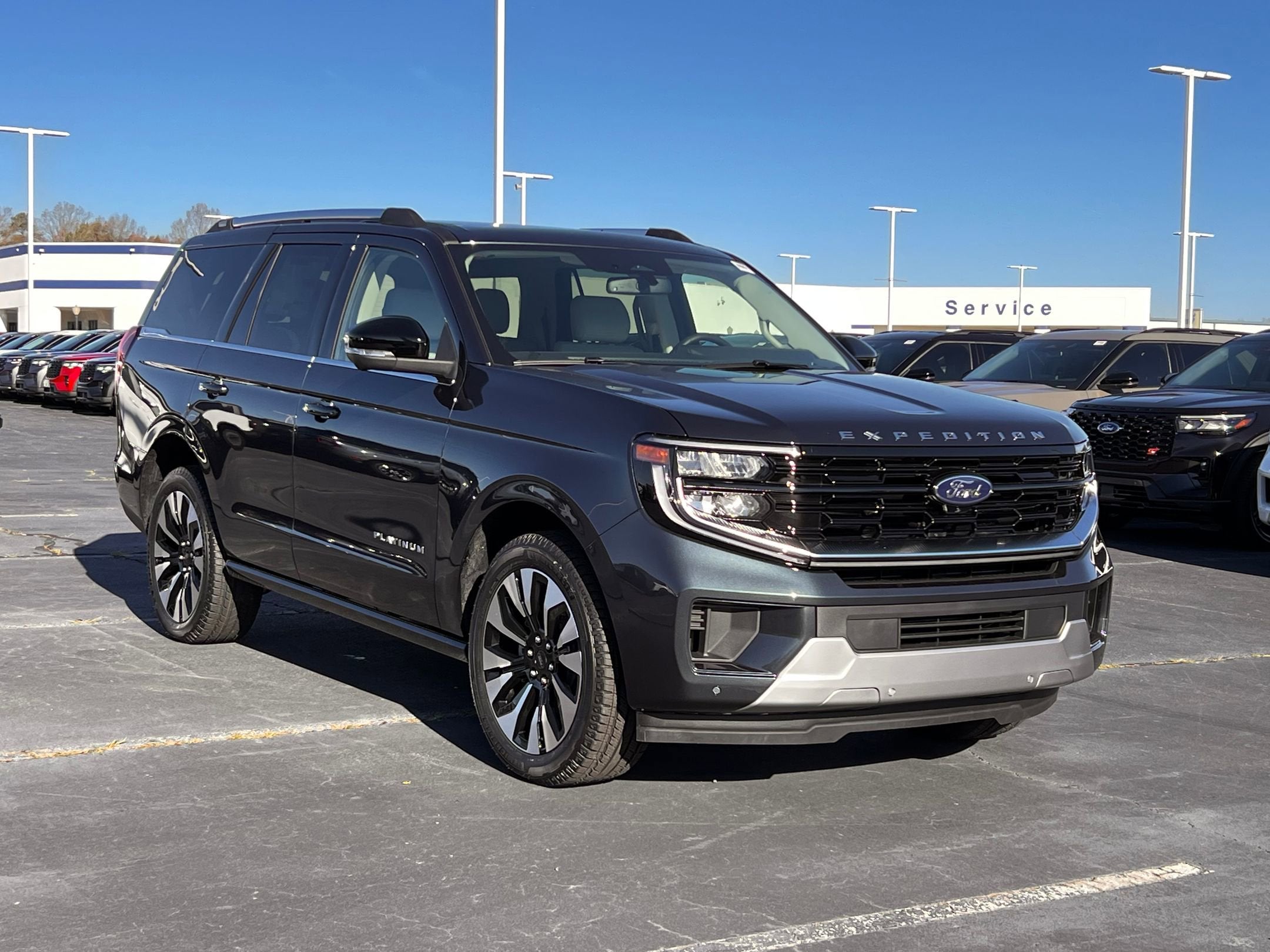 2025 Ford Expedition Platinum