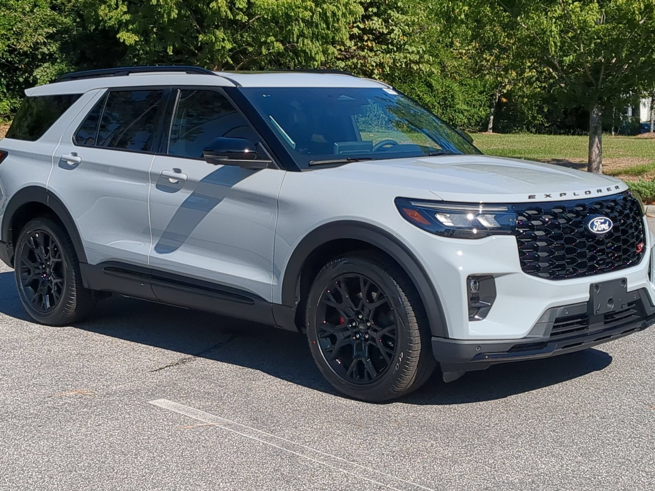 2027 Ford Explorer ST