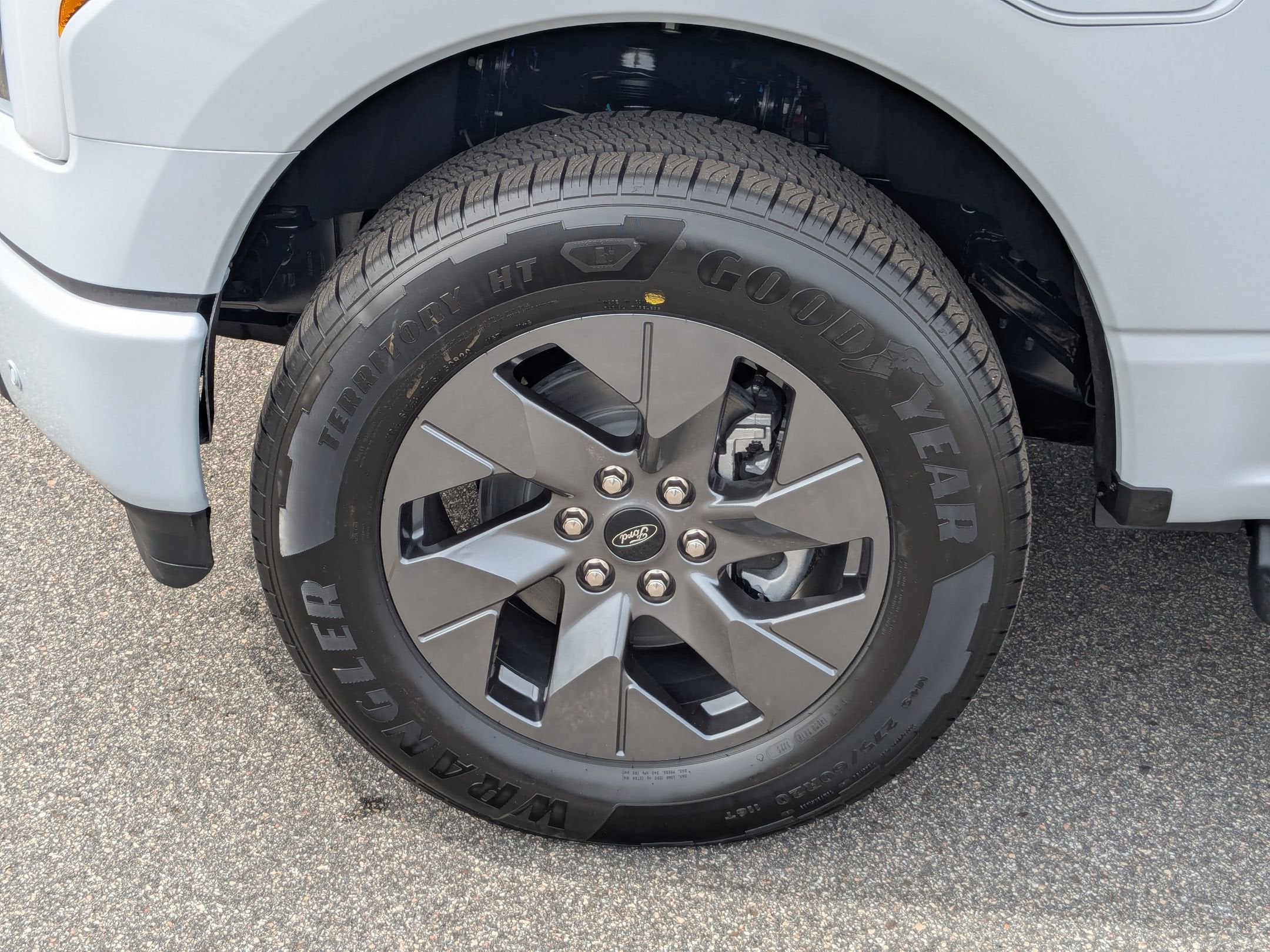 2025 Ford F-150 Lightning Flash